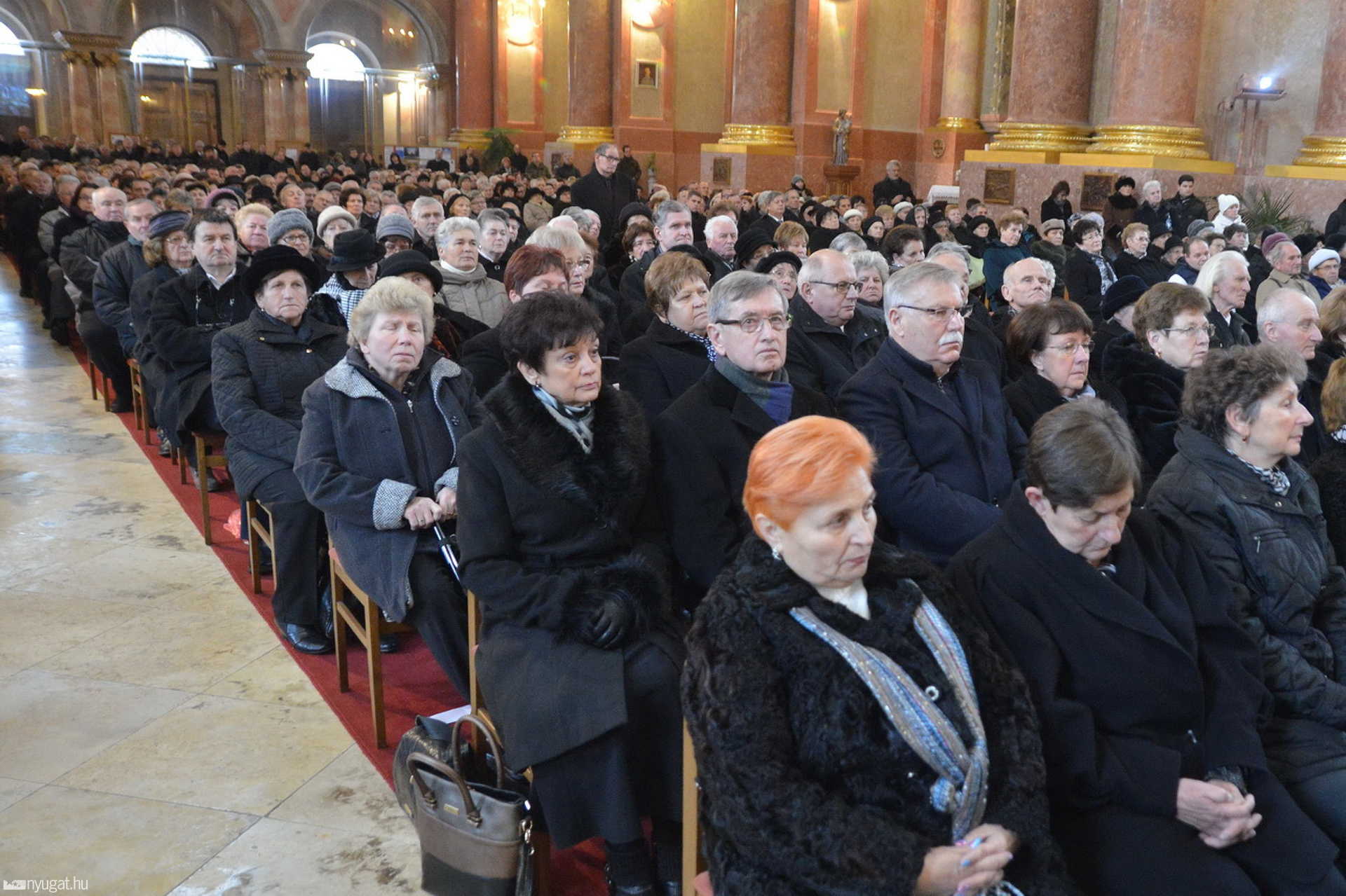 Eltemették Szombathelyen dr. Konkoly István nyugalmazott megyéspüspököt