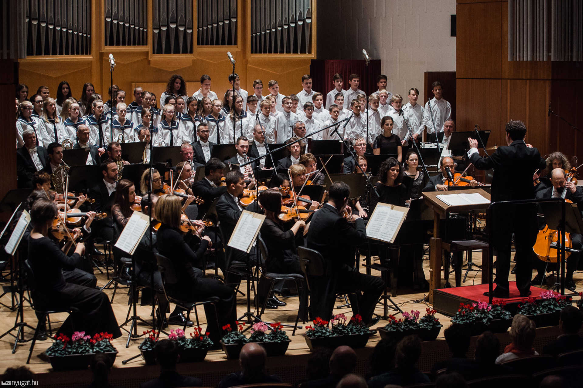 A Savaria Szimfonikus Zenekar Kodály emlékhangversenye a Bartók Teremben