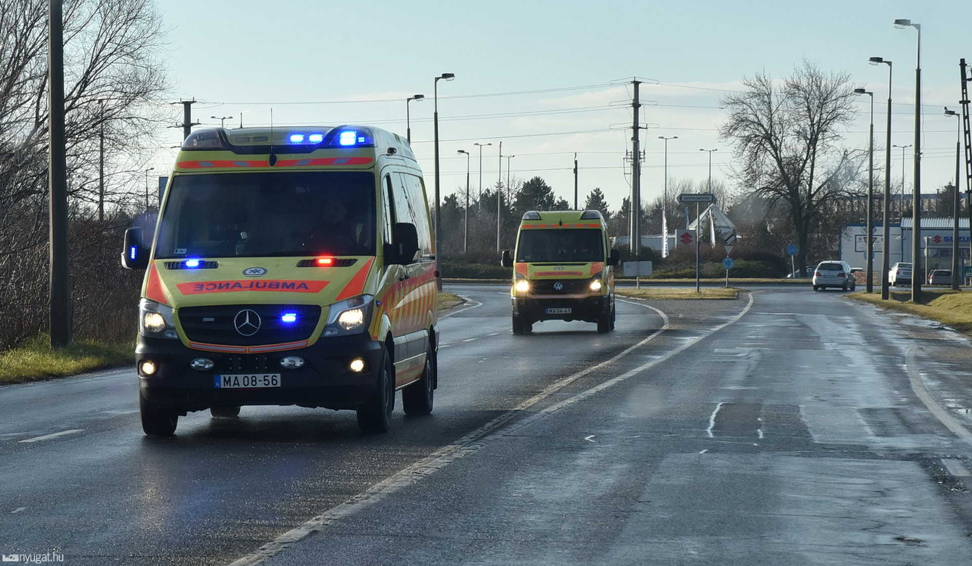 Vízilabdás fiatalok szenvedtek balesetet Sorokpolány közelében