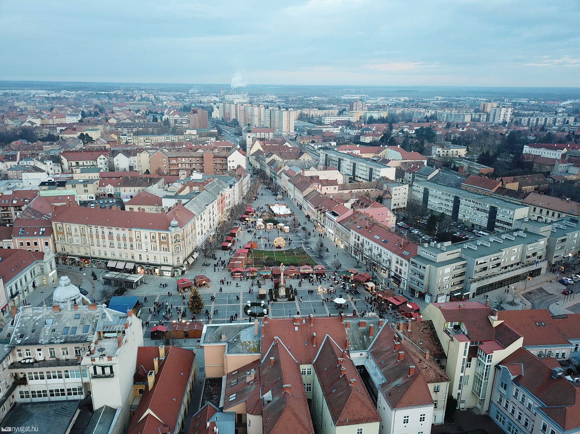 Berzsenyi tér a levegőből