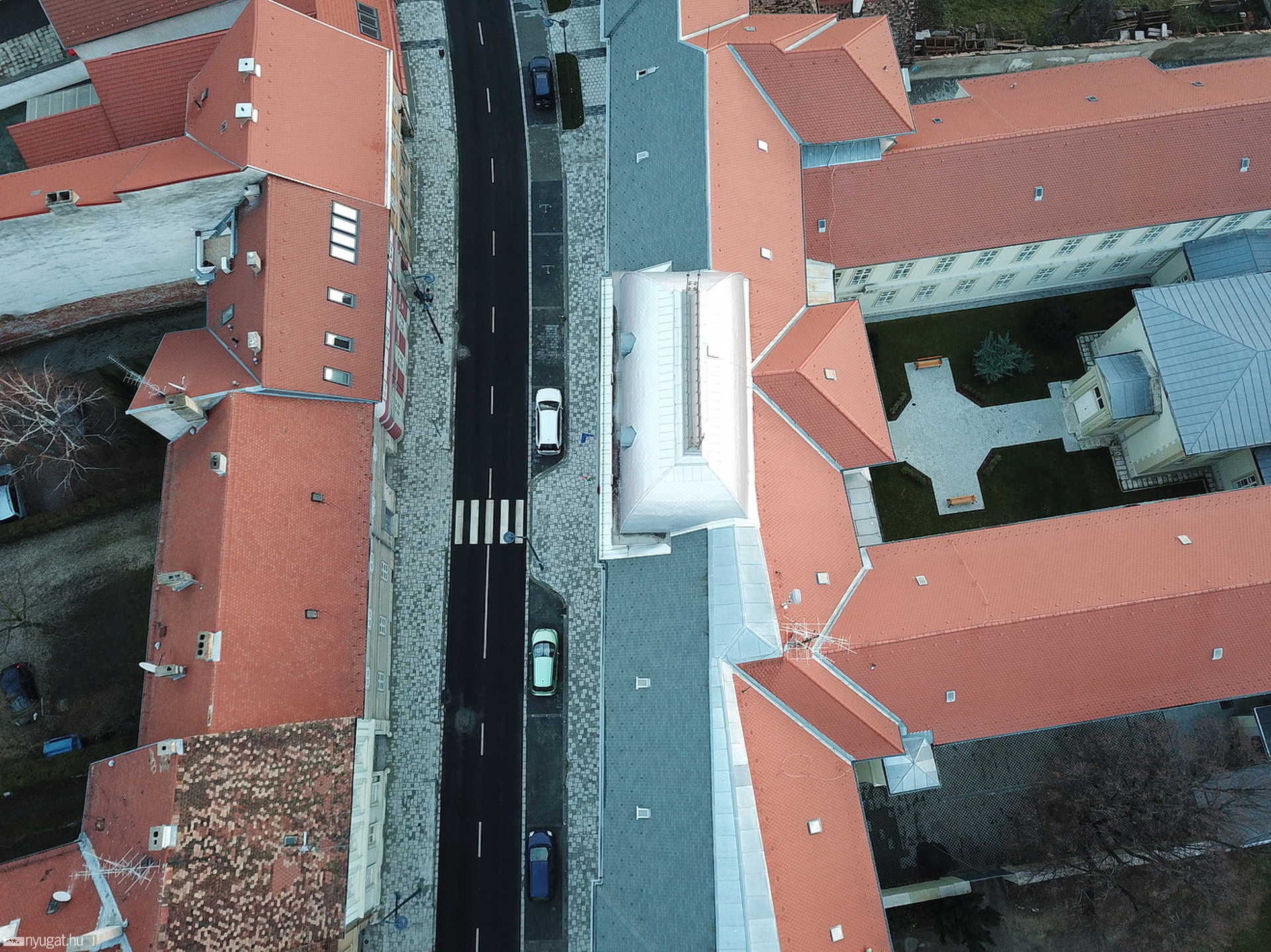 Berzsenyi tér a levegőből