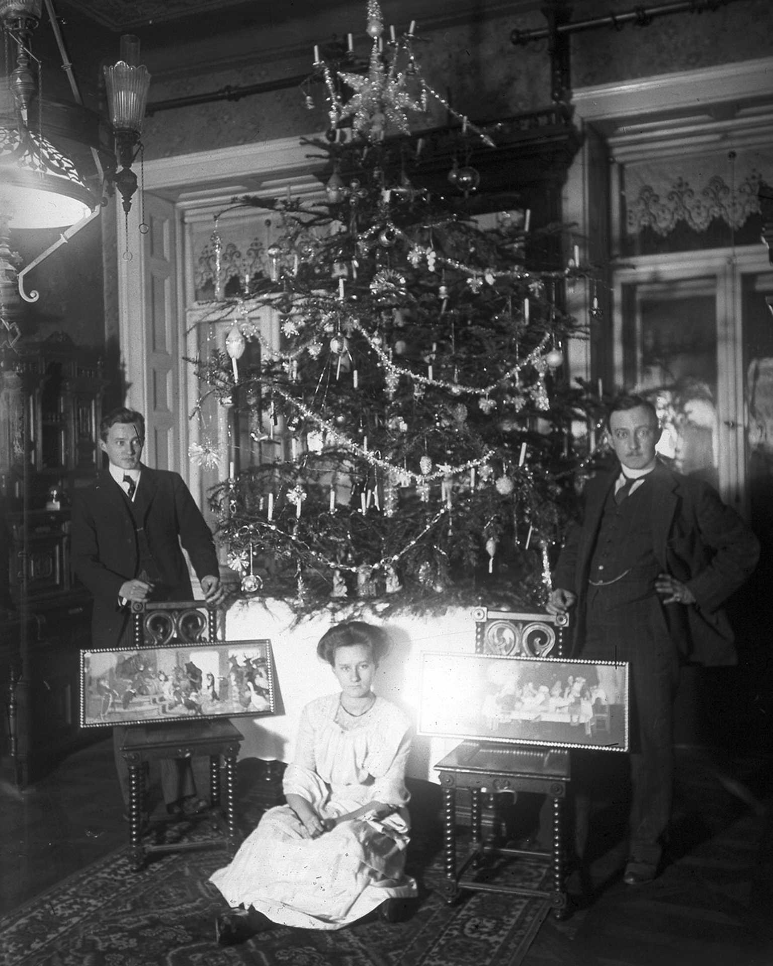 Mi került a fa alá a múlt században 1913
