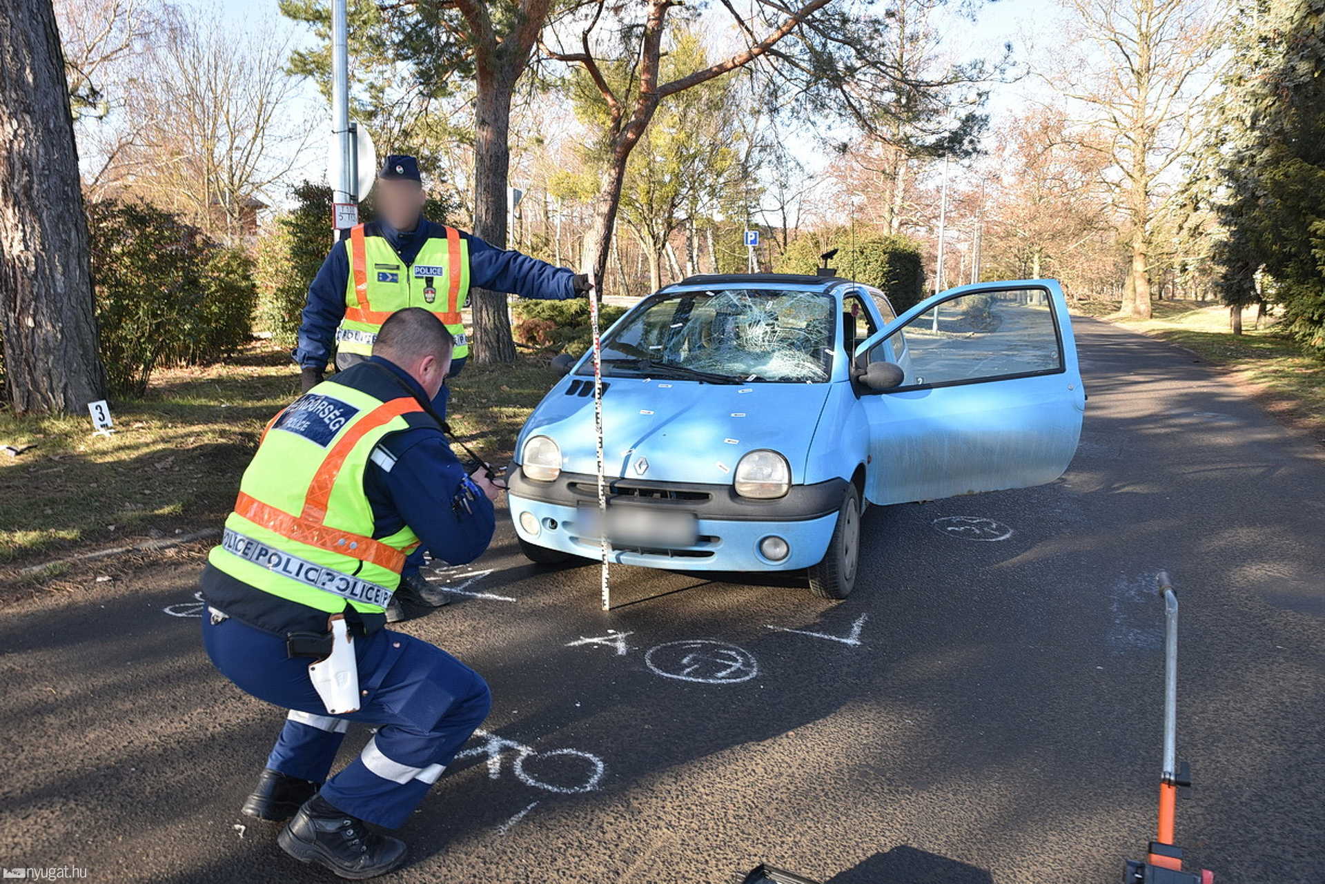 Gyalogost gázoltak a Tóvendéglőnél