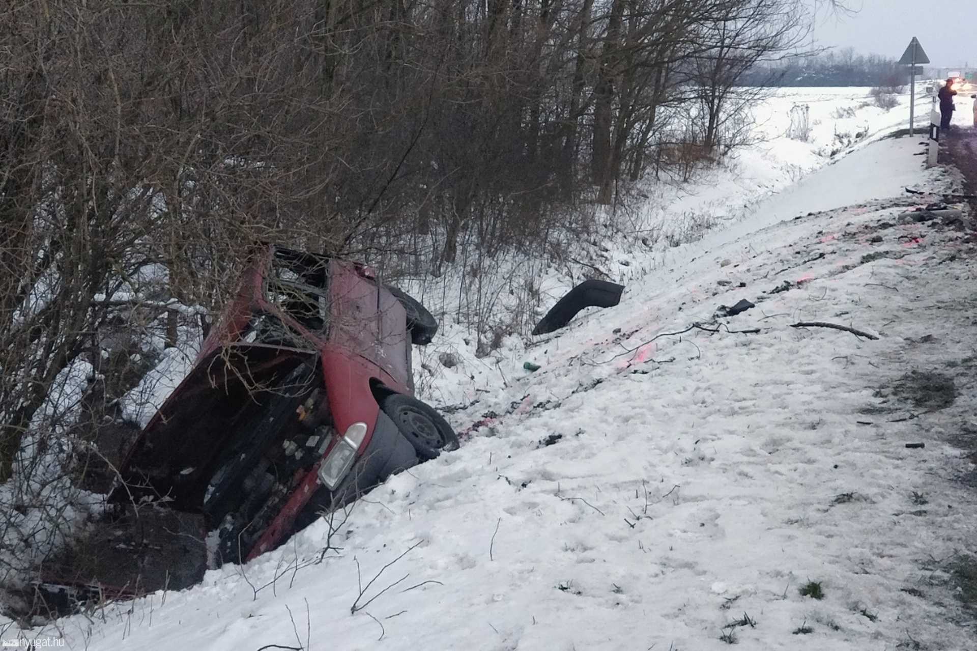 Háom baleset a 87-esen
