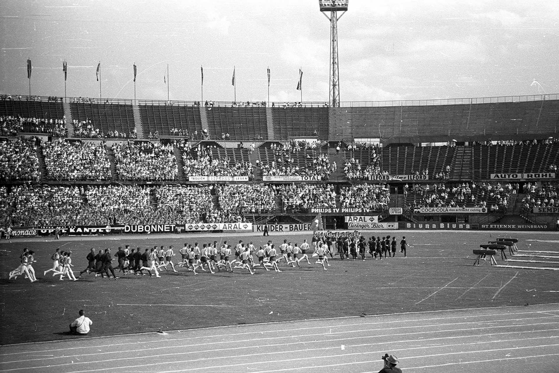 Práter (ma Ernst Happel) stadion, a IV. World Gymnaestrada megnyitója