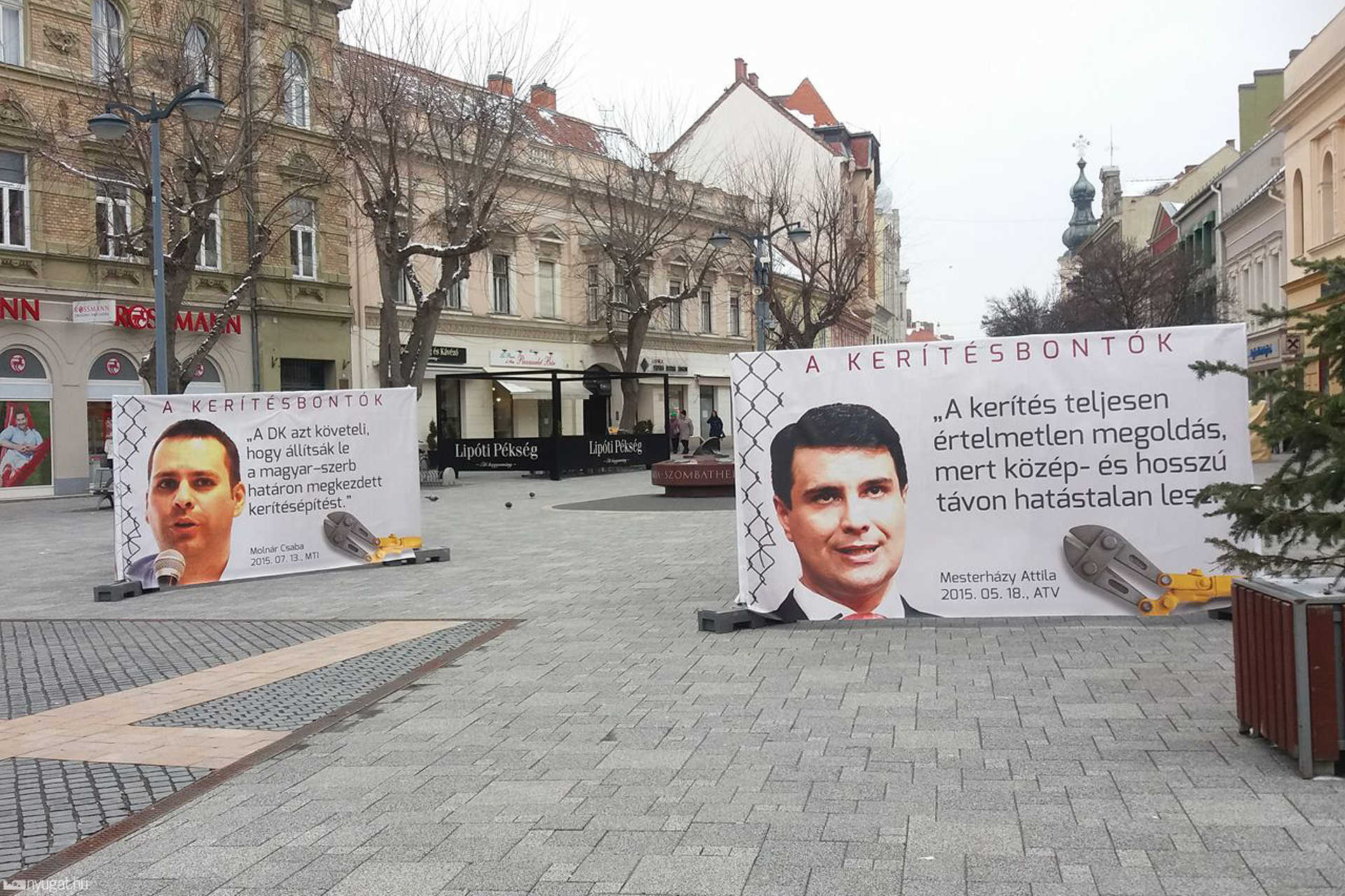 Kerítésbontók-molinók a Fő téren