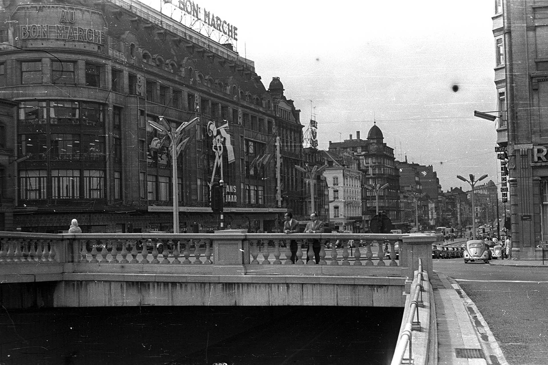 Avenue du Boulevard a Rue Gineste felől nézve