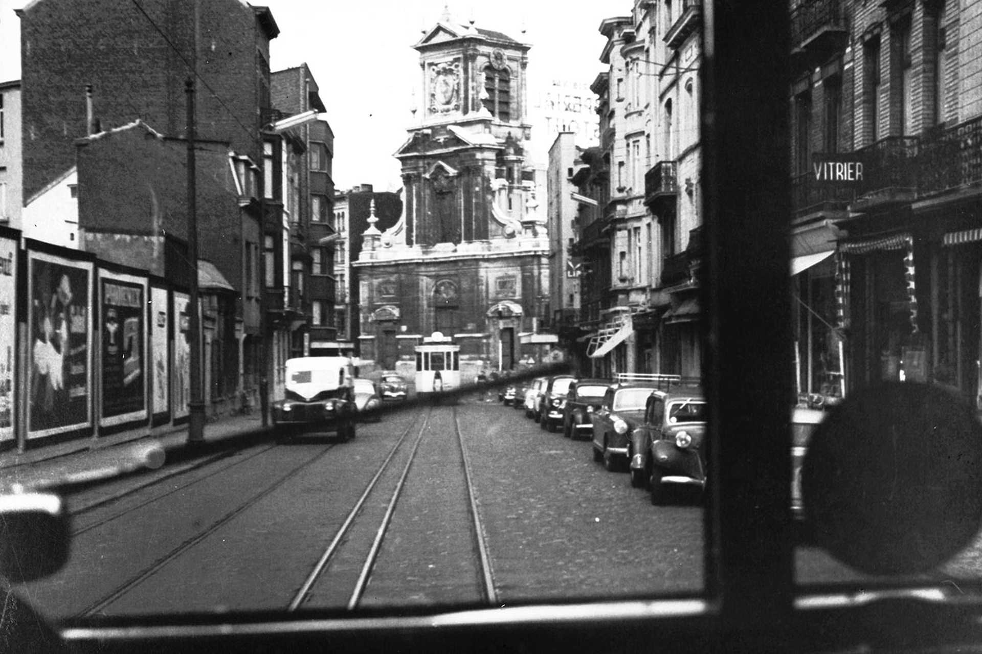 Rue Willems a Szent Jodok-templom felé nézve