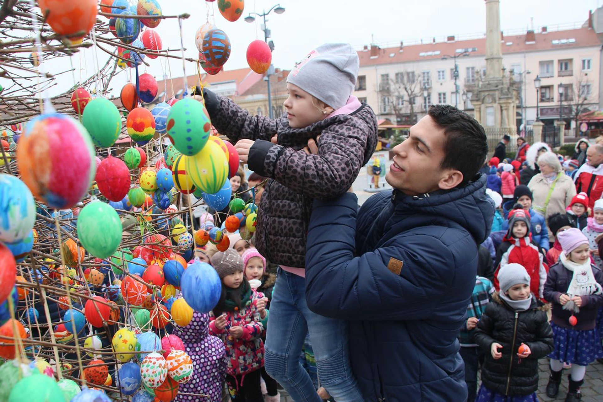 Húsvéti készülődés a Falco játékosaival
