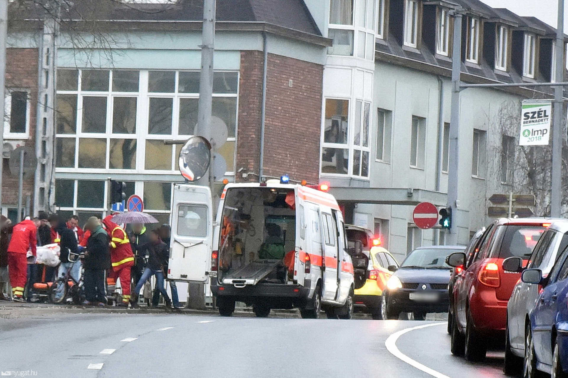 Sokáig küzdöttek a könyvolvasó hajléktalan férfi életéért