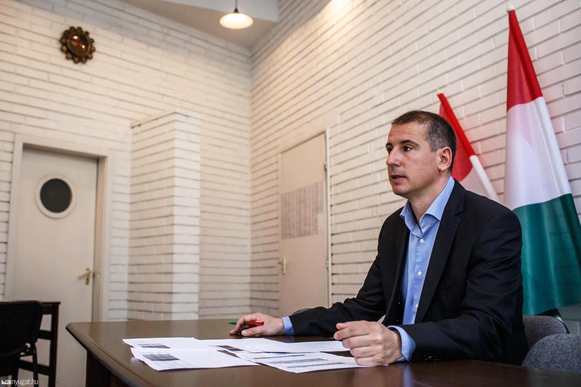 Nemény András sajtótájékoztatója
