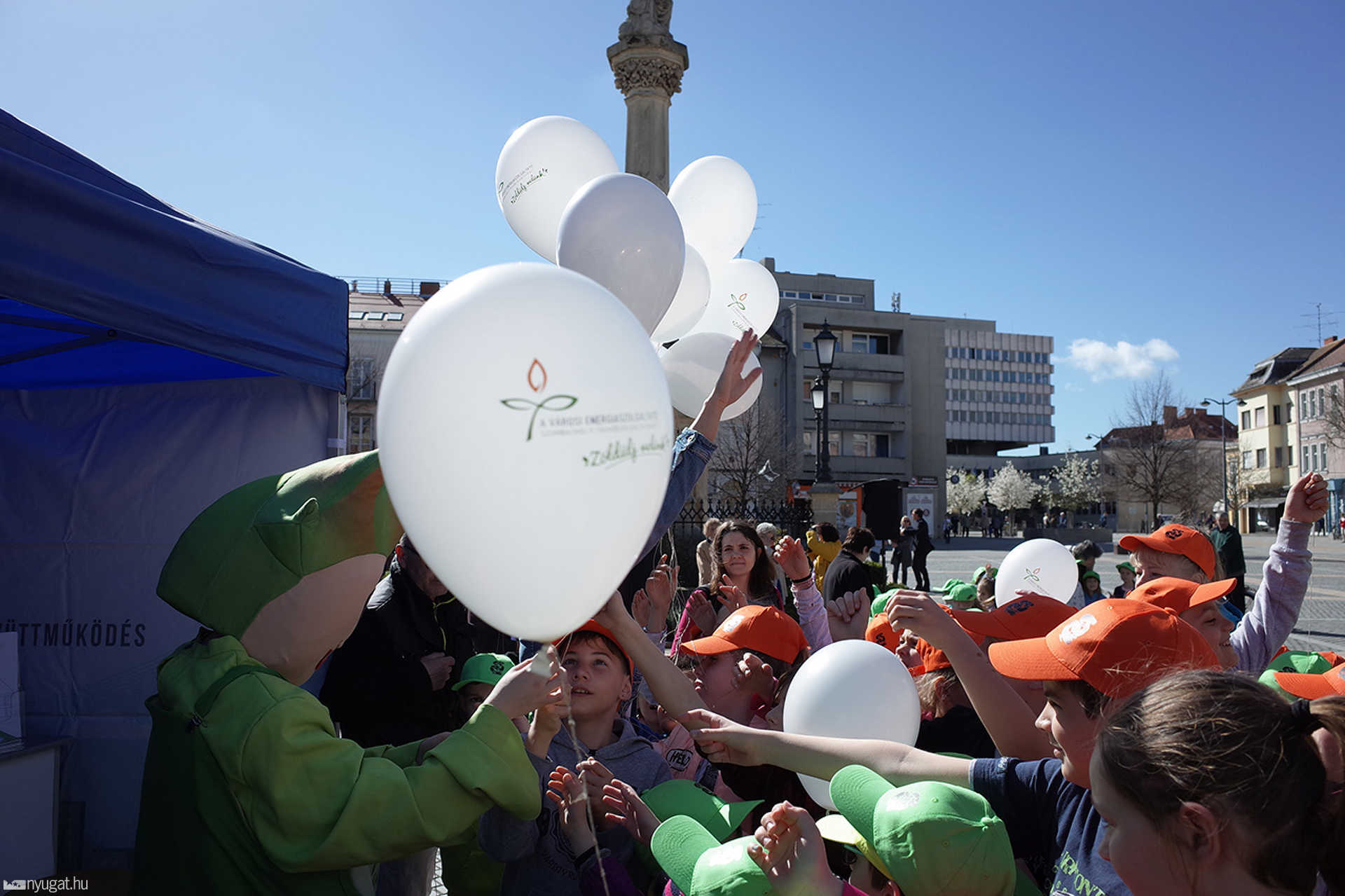 Hőmanó a szombathelyi Fő téren 