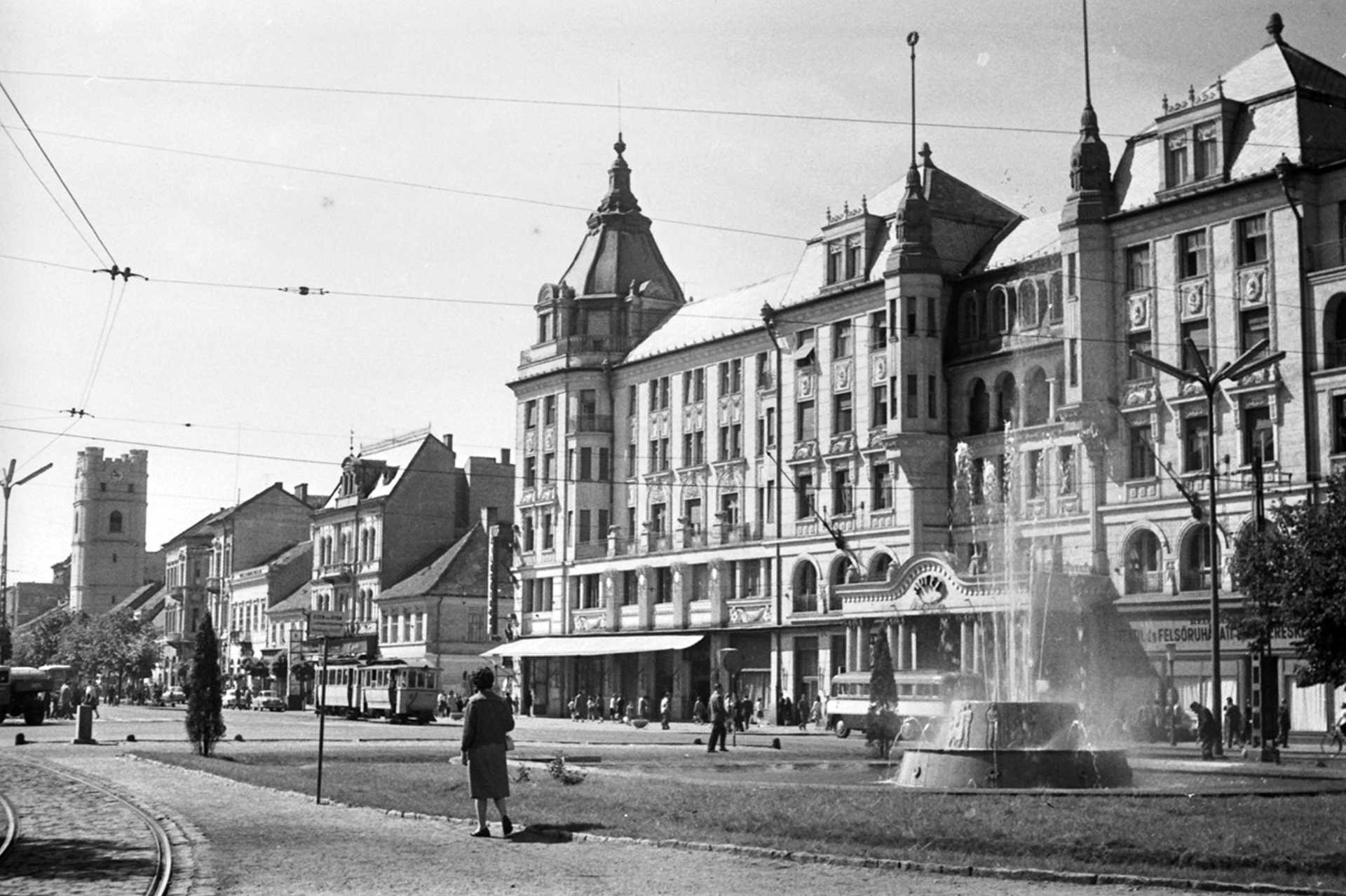 Debrecen, Piac utca, Aranybika Szálloda