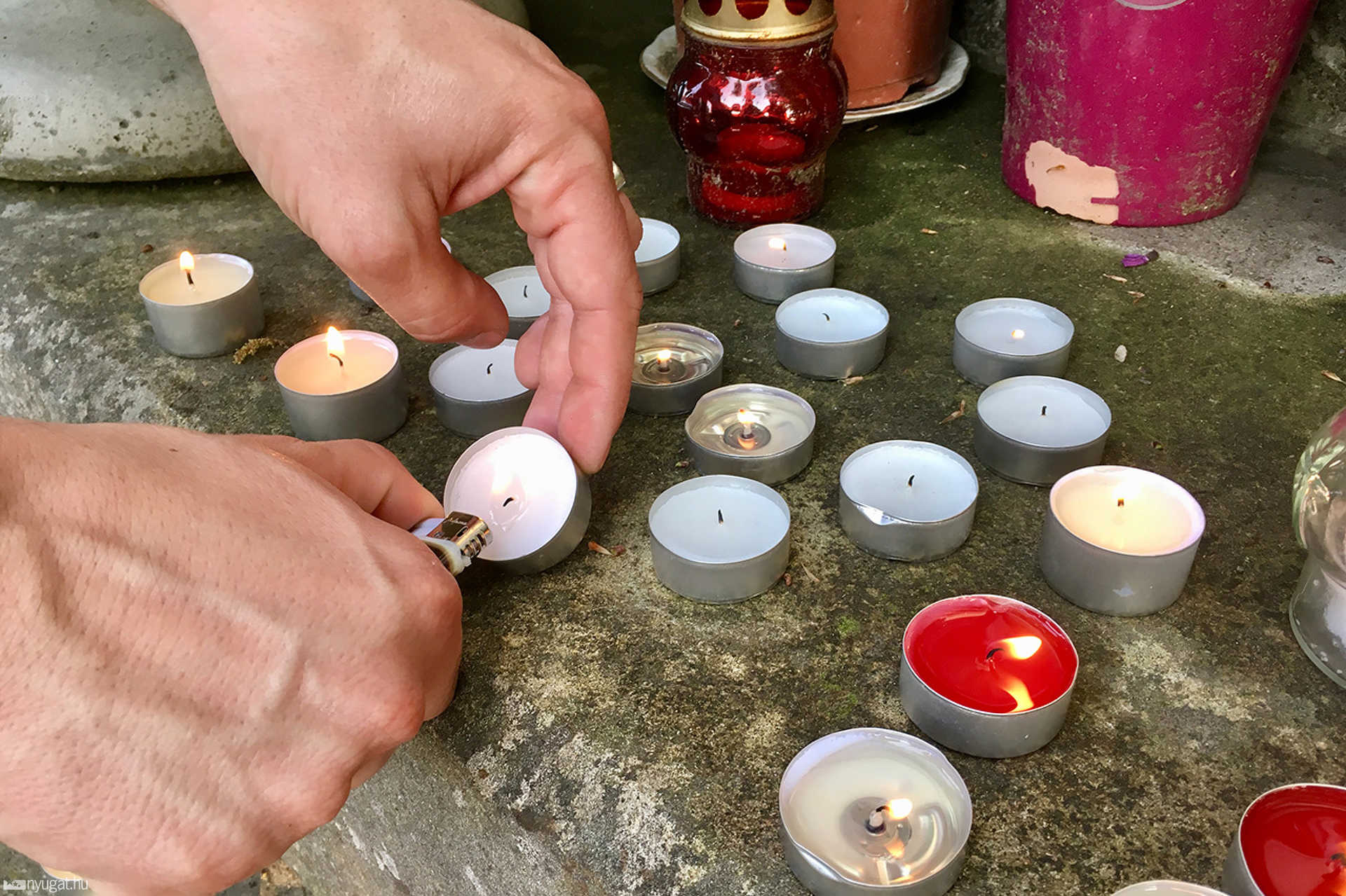 Figyelemfelhívó csendes demonstrációt tartottak a Falco-gyár mellett