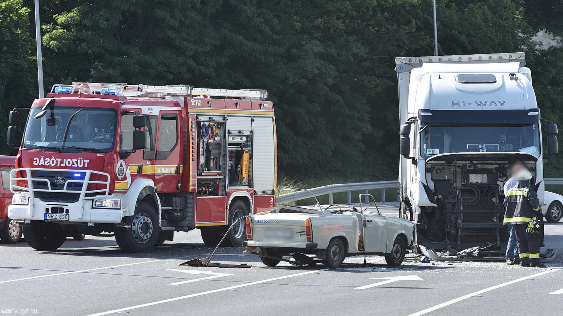 Veszélyes kereszteződés a 86-oson