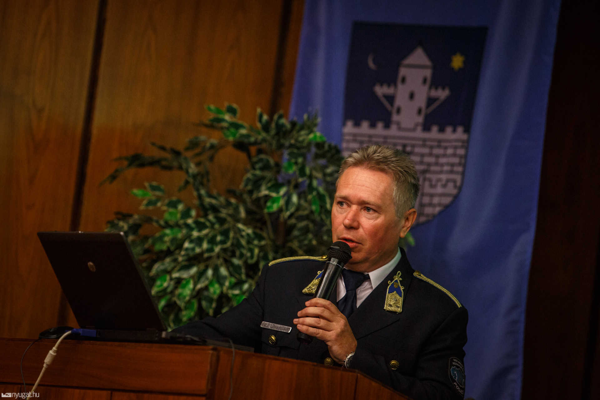 Júniusi közgyűlés