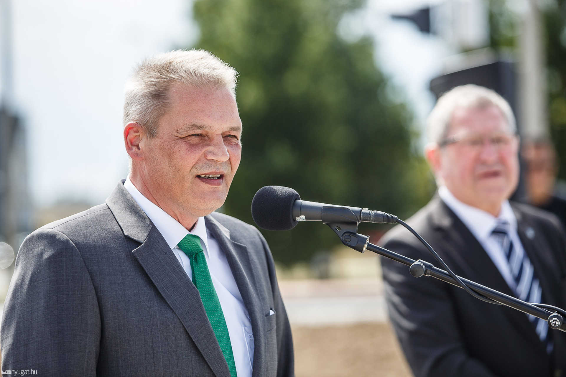 Három és fél hektárnyi parkoló épült a LuK dolgozóinak