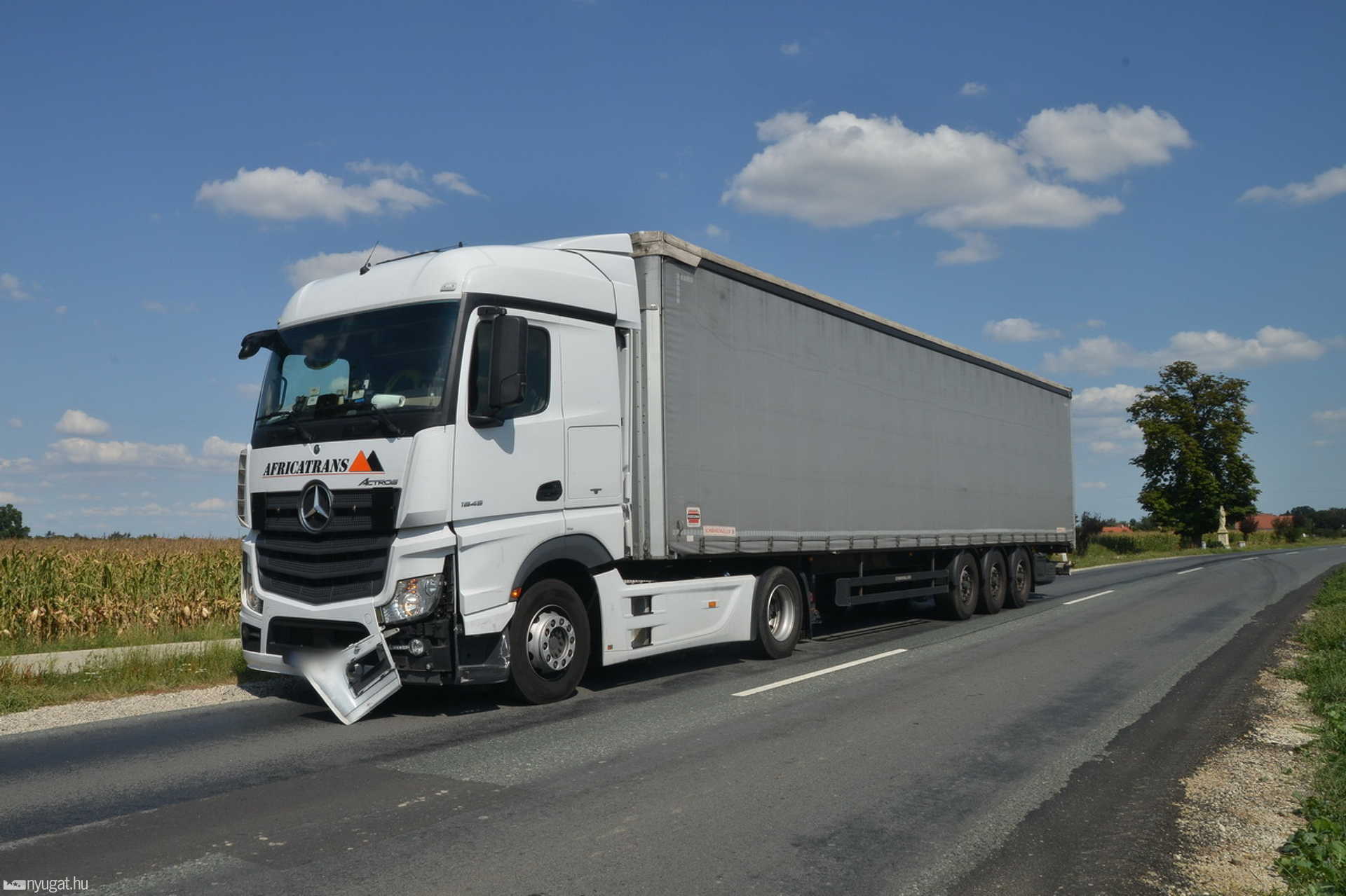 Előzésből baleset a 87-esen