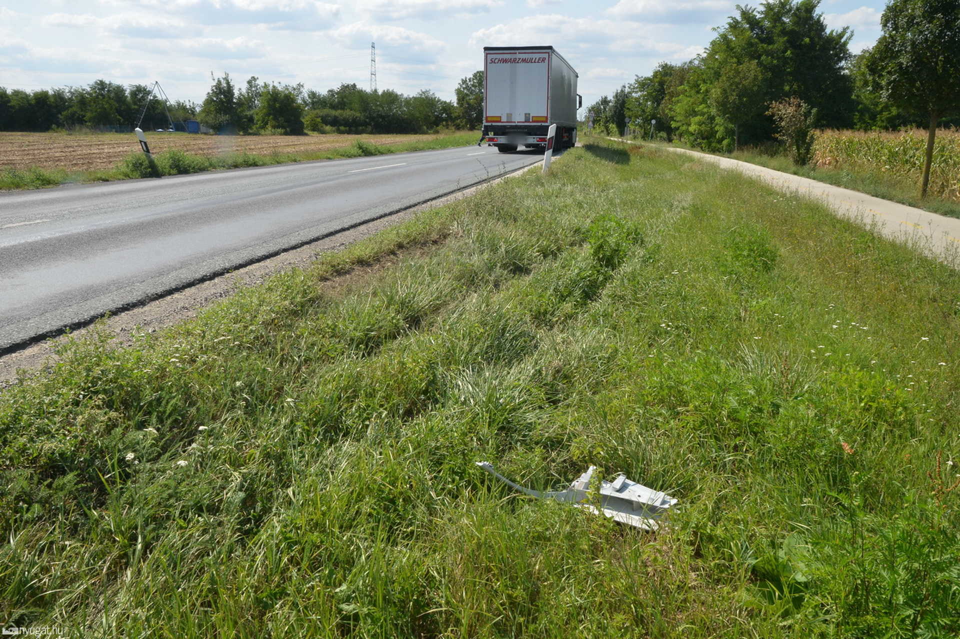 Előzésből baleset a 87-esen