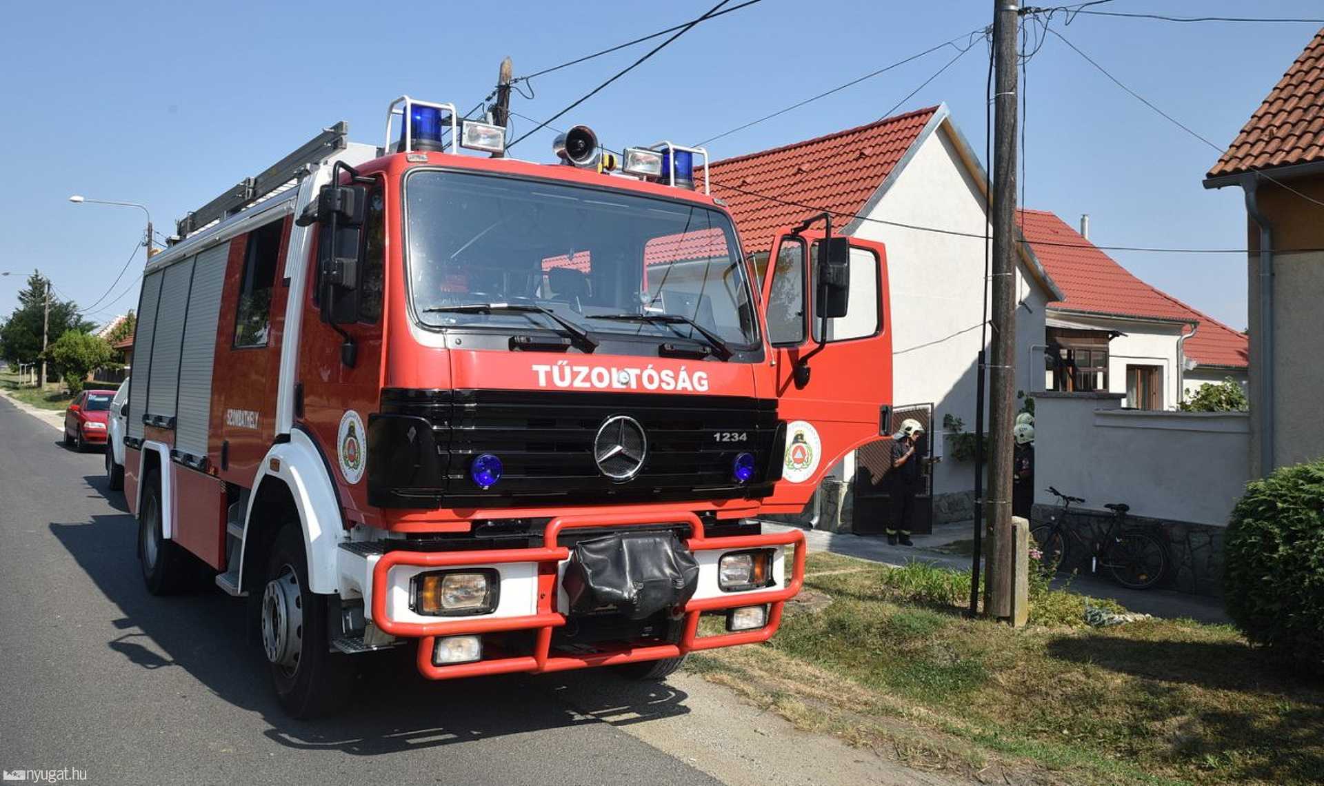 Villanyóraszekrény gyulladt ki egy toronyi házban