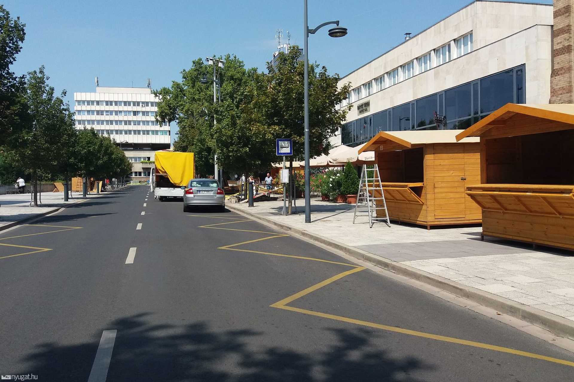 Alakul a bodéváros a Karnevál helyszínén