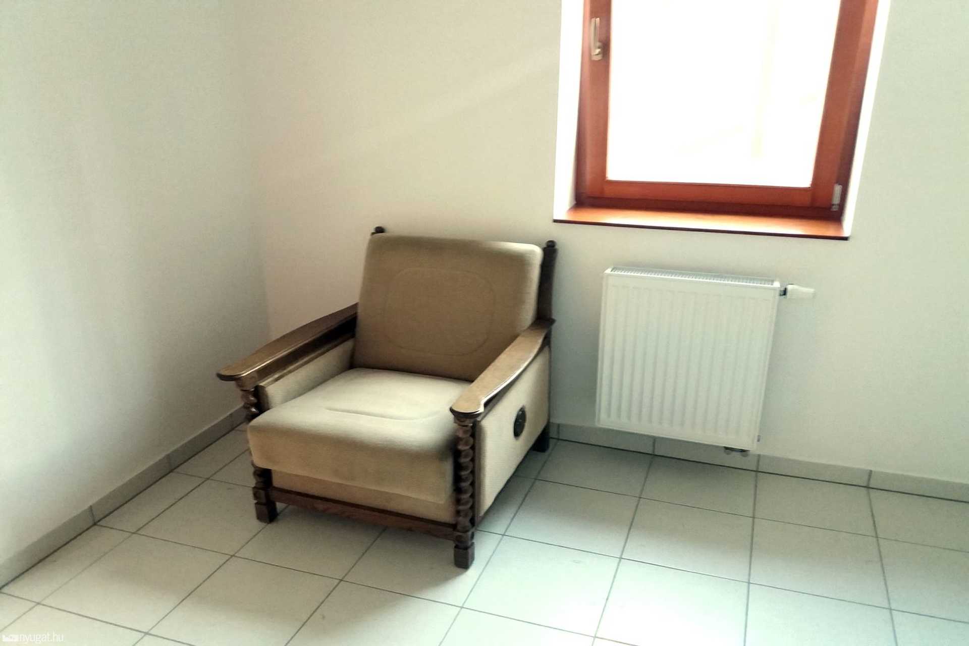 Mobilfotó - Pais H. SZ.