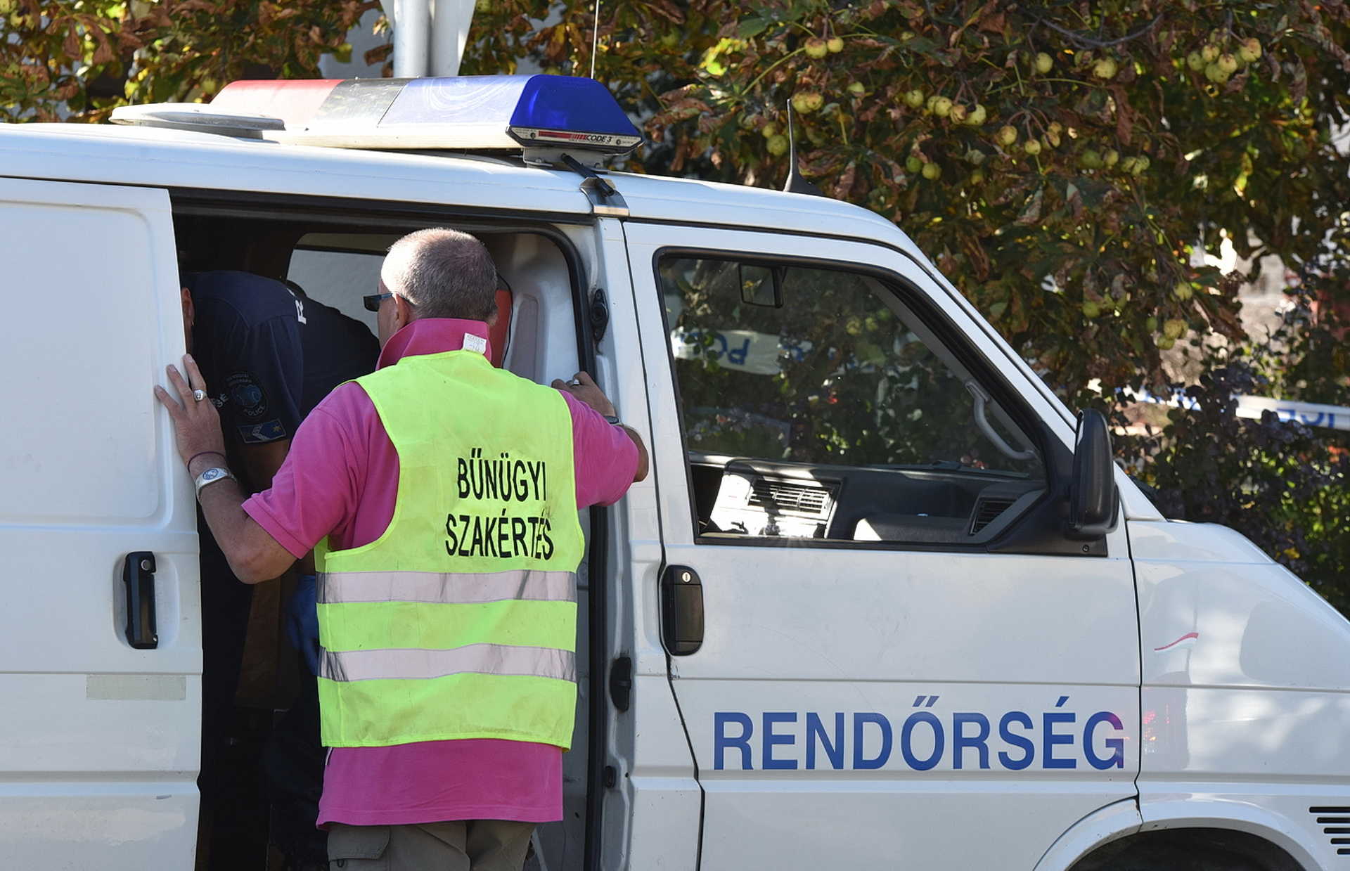 Fejbe lőtték a vállalkozót, de elmenekült a helyszínről