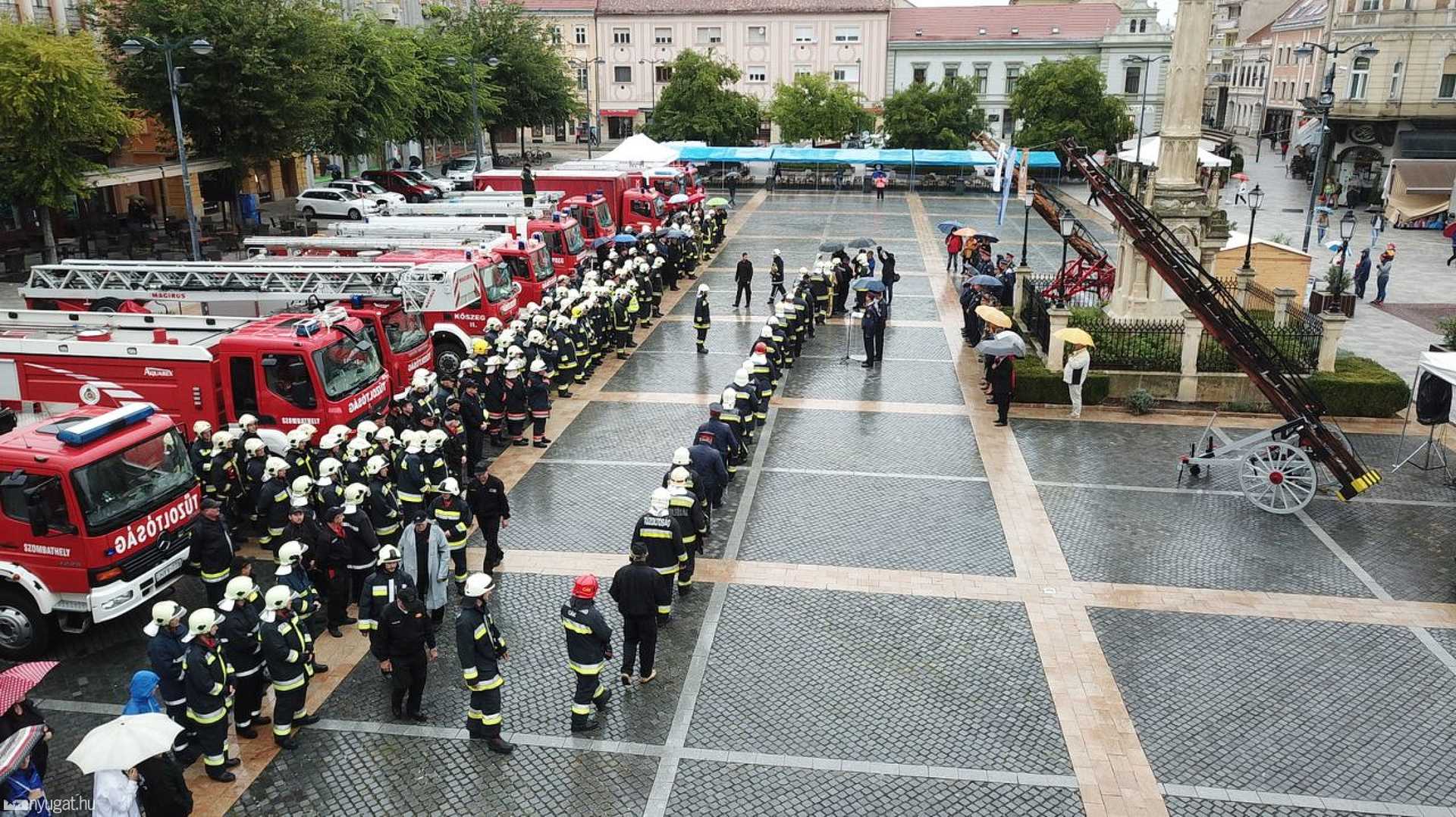 Tűzoltótalálkozó Szombathelyen 