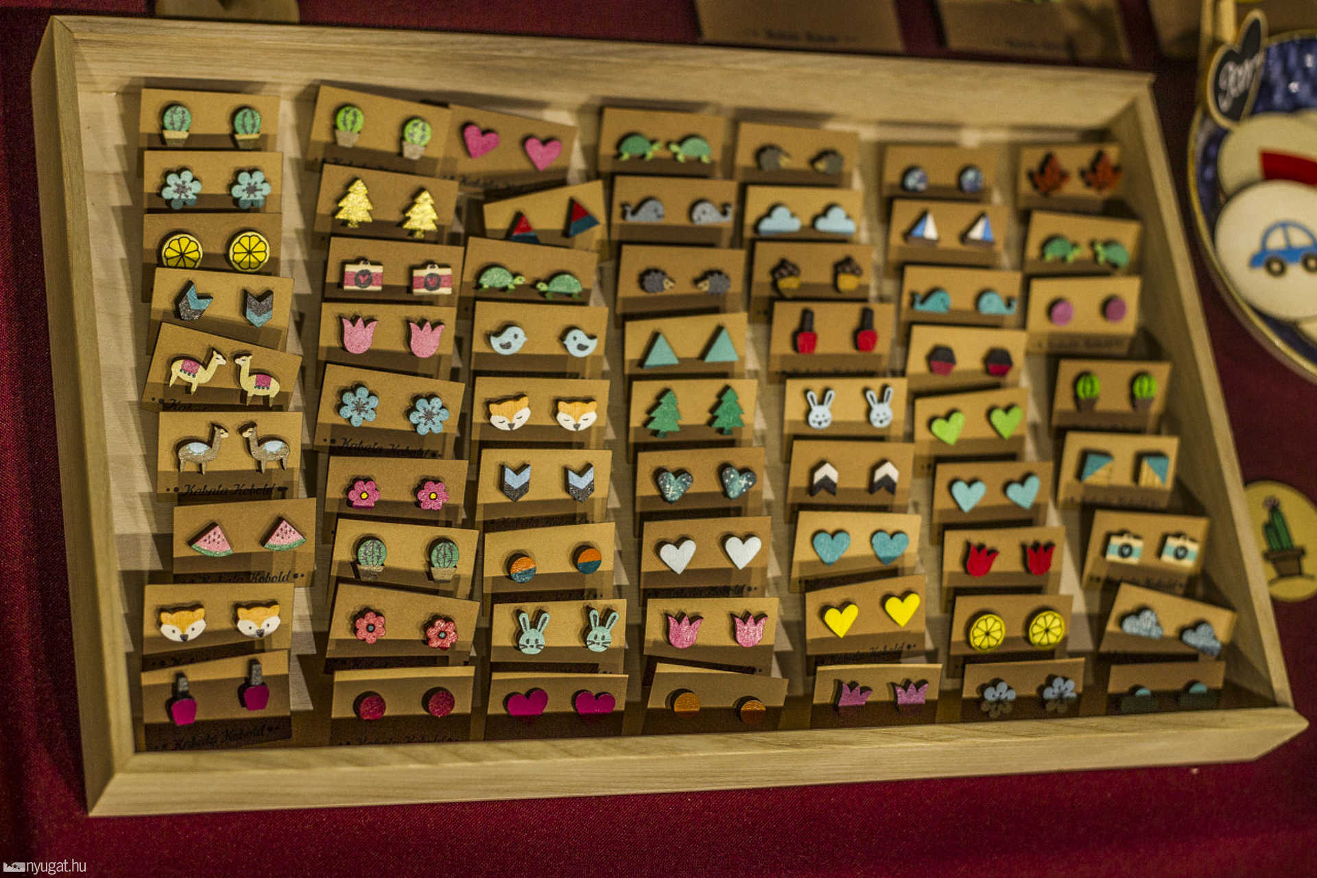 HACUKA 