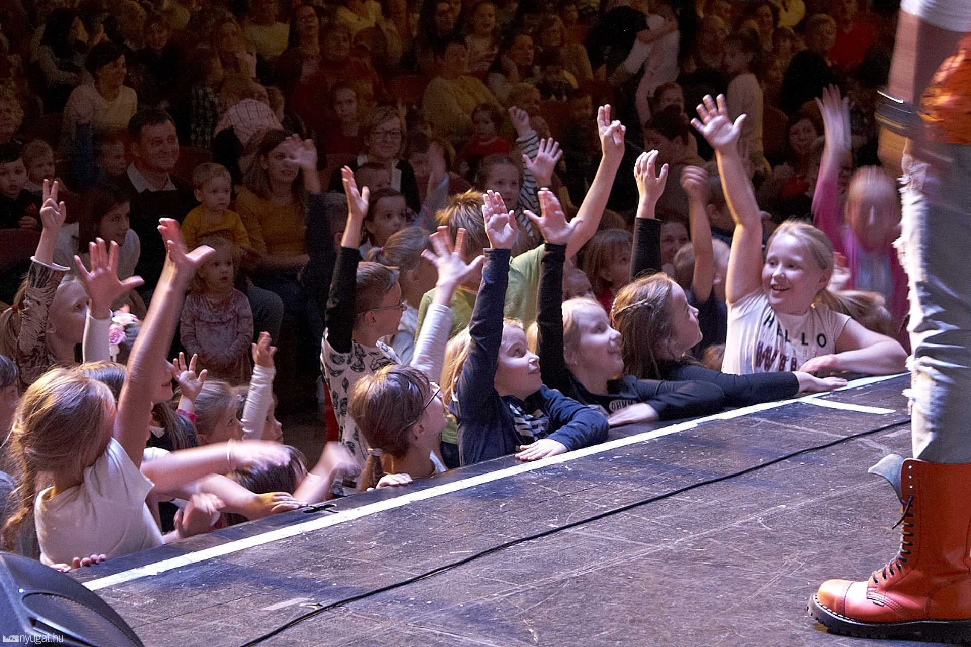 Alma koncert az Agora MSH-ban