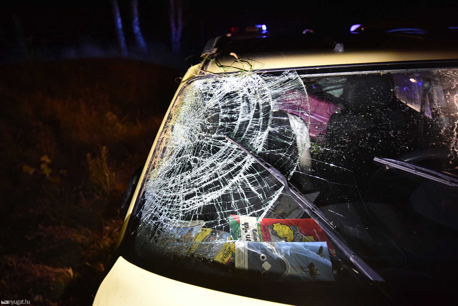 Elaludt a sofőr, árokba borult egy Suzuki Káldnál