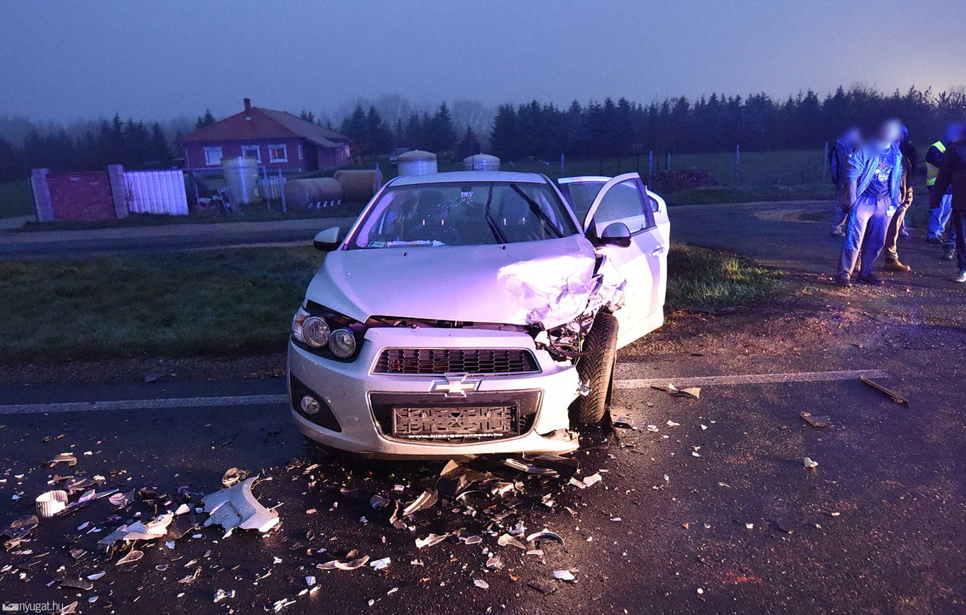 Három autó ütközött Szombathely közelében, a 86-os főúton