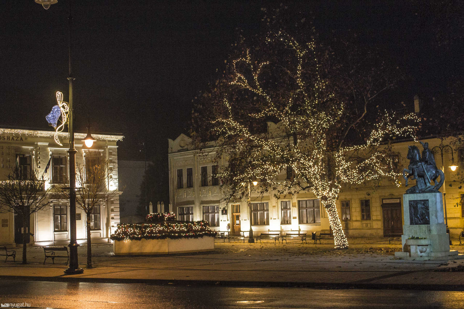 Sárvári fények - november 25. 1:00