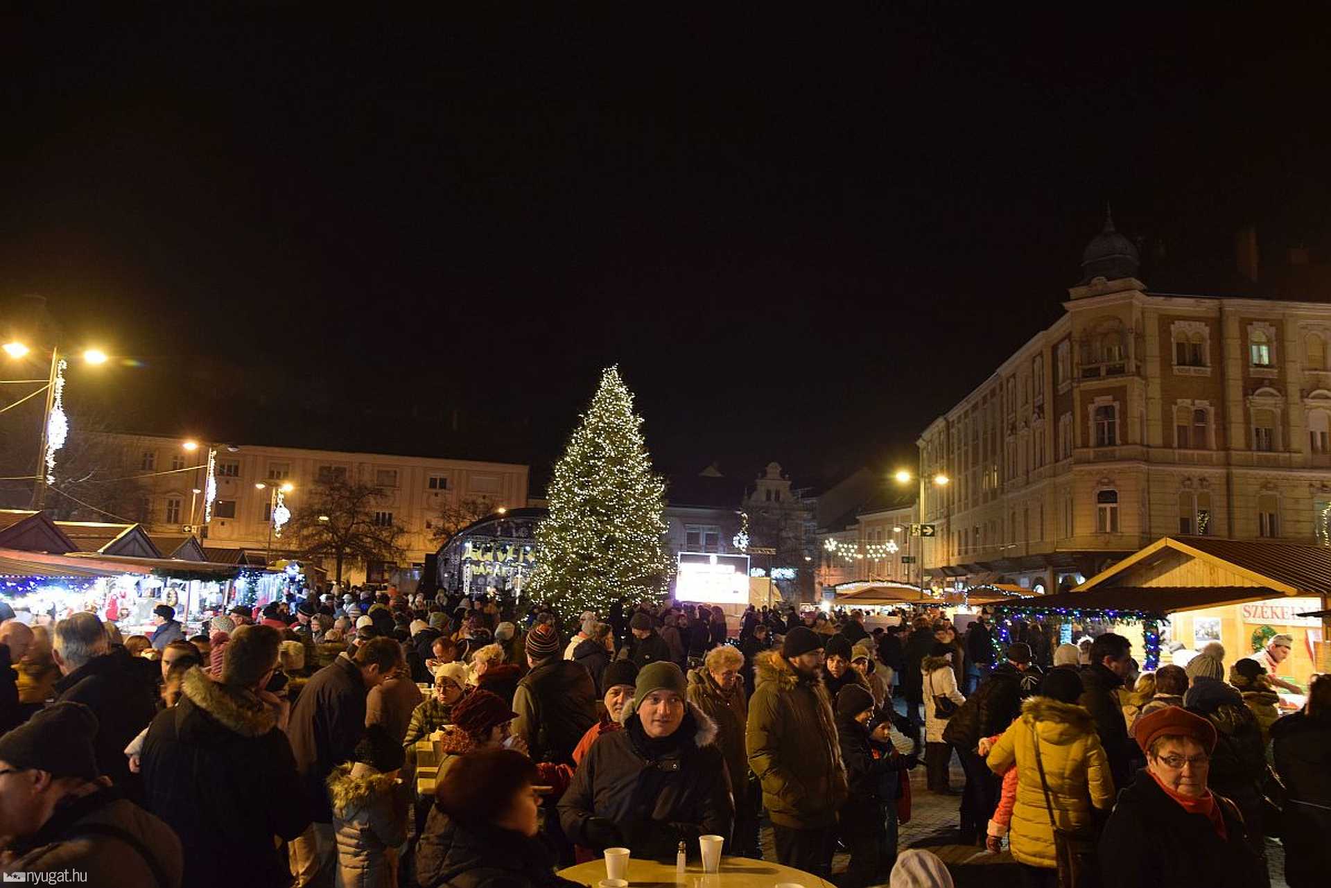 Adventi gyertyagyújtás Szombathelyen 2018