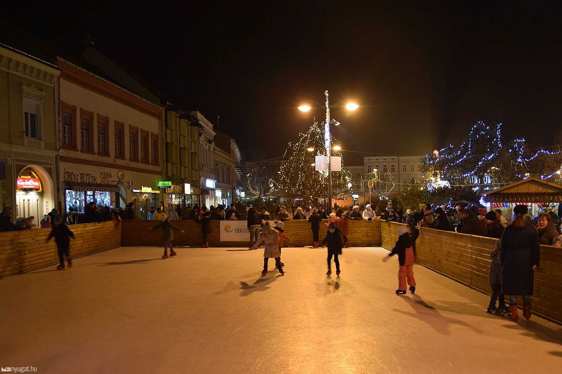 Adventi gyertyagyújtás Szombathelyen 2018