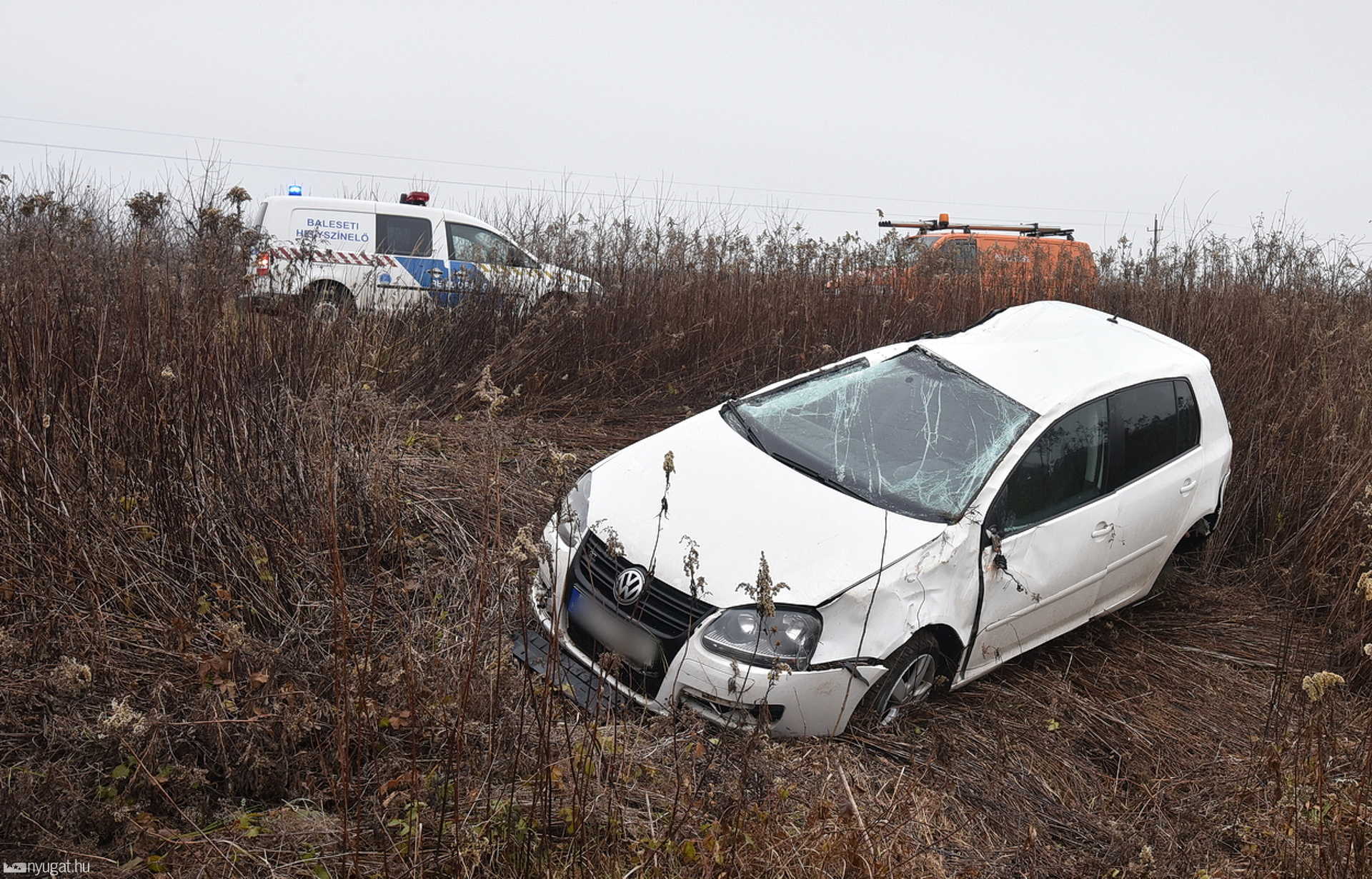 Lerepült az útról egy VW Horvátlövő és Pornóapáti között