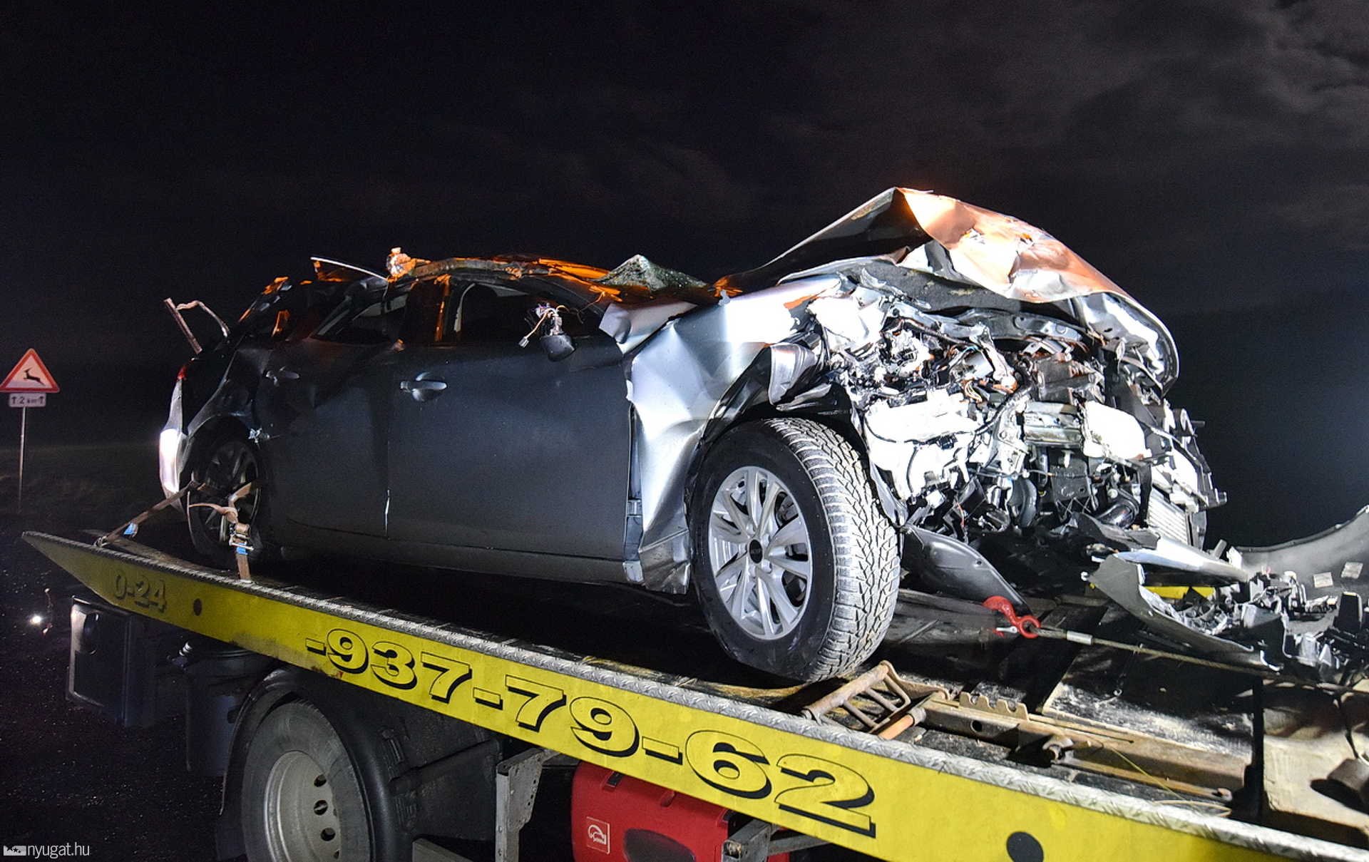 John Deere traktorról pattant Suzukinak egy Mazda Rábahídvég közelében