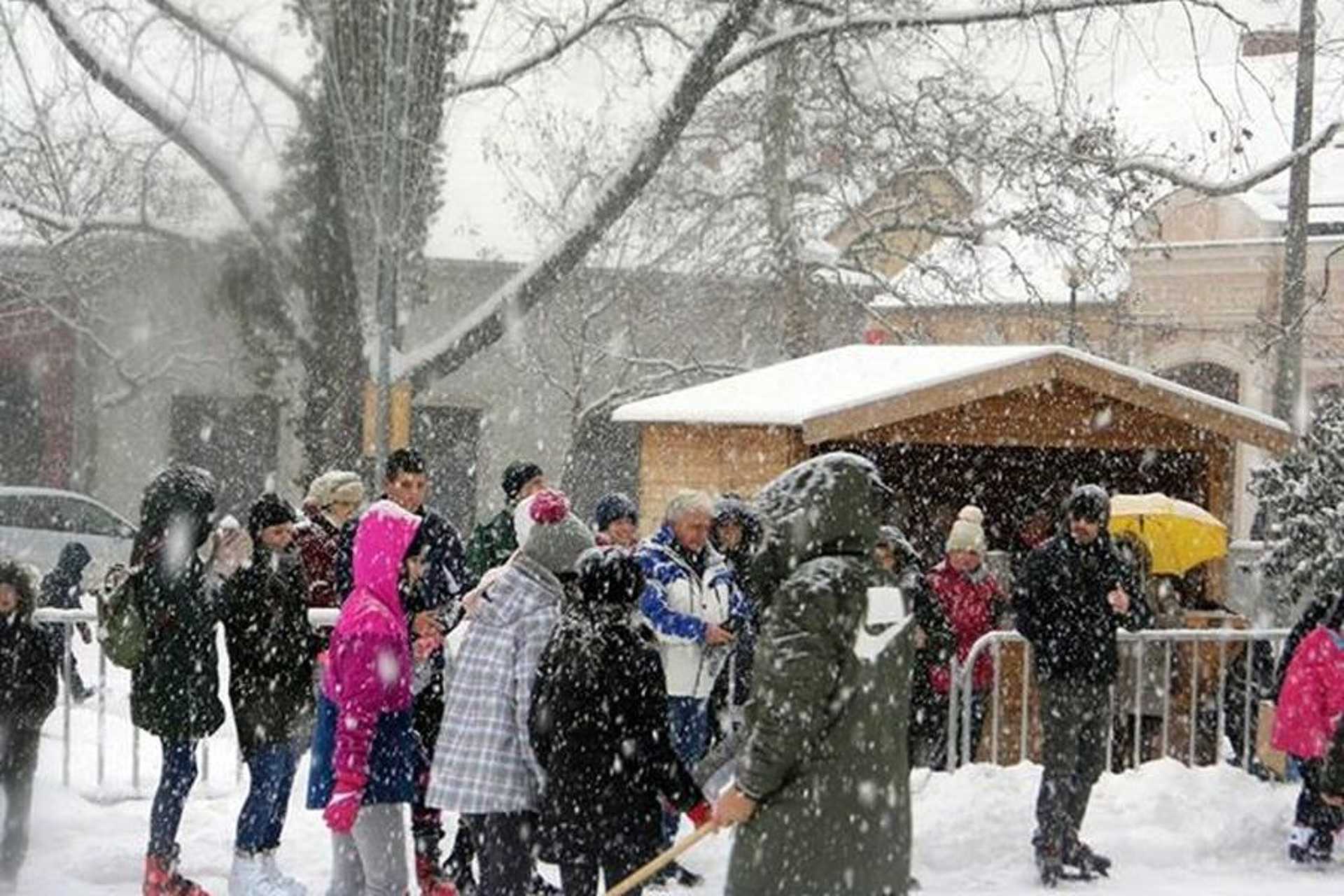 Megnyitották a celldömölki jégpályát