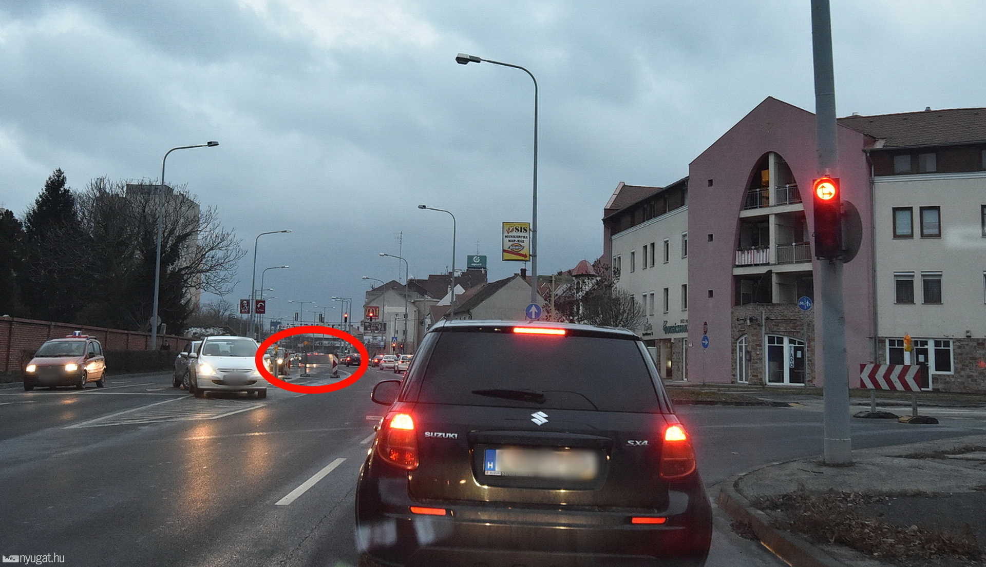 Négy helyszínen négy sérült, tizenegy megrongálódott autó