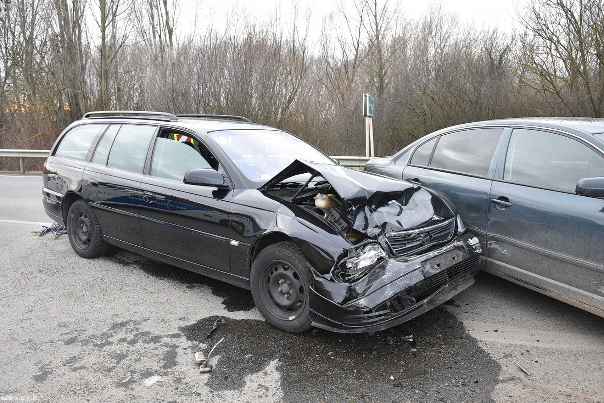 Opel elé kanyarodott egy Skoda Rábapatynál, a 84-es főúton