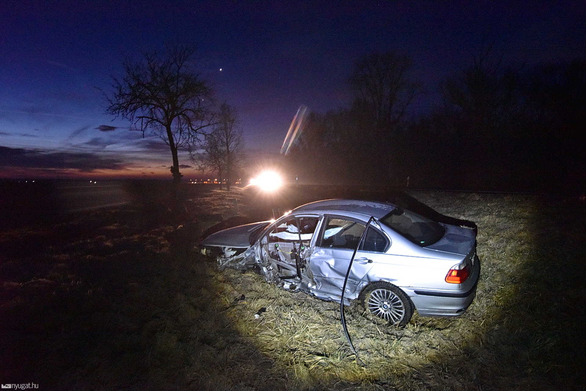  Félfrontális karambol Sárvárnál - Opel hajtott BMW-nek
