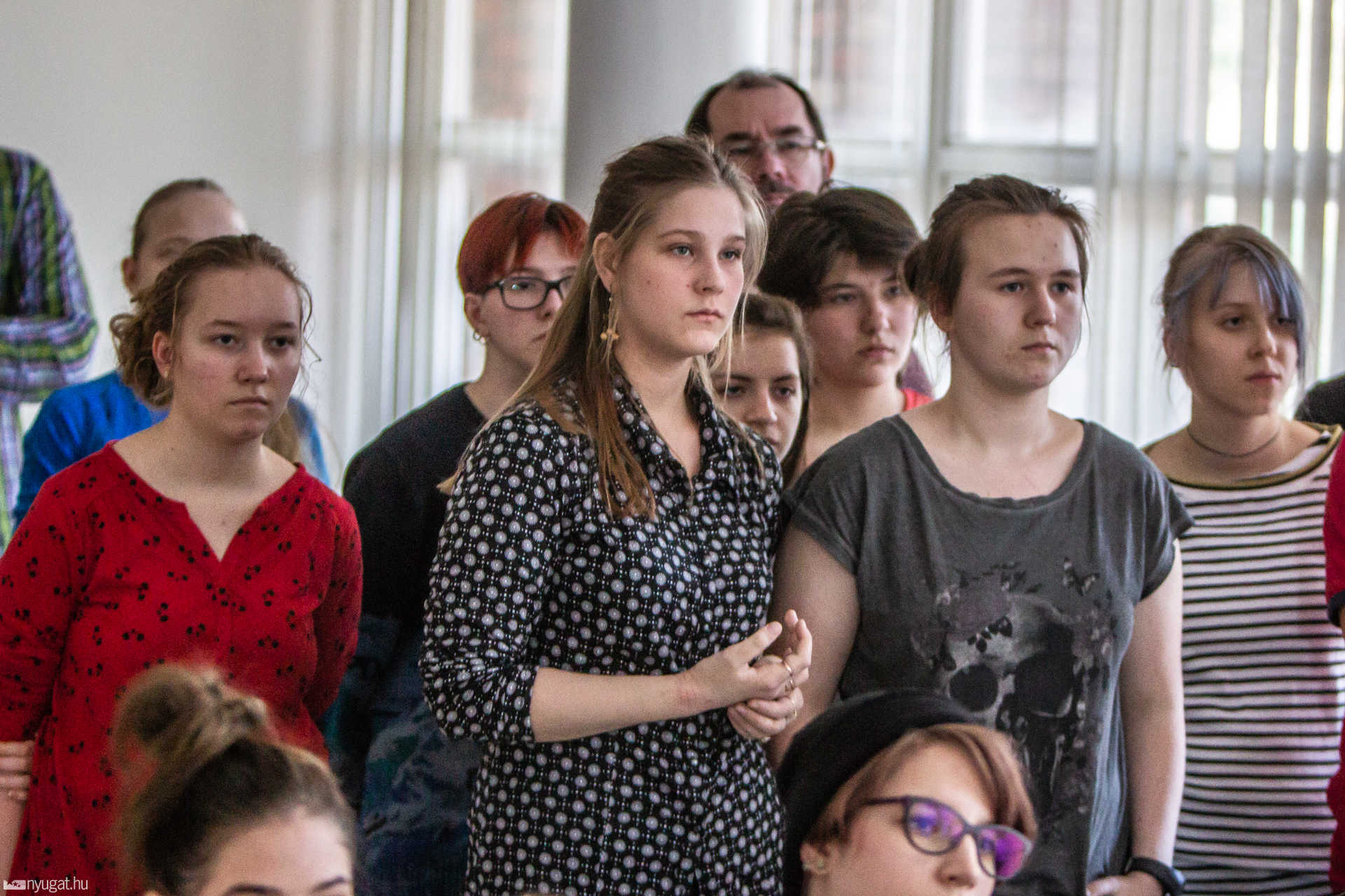 Lovenyák Nikolett kiállítása a MŰvészetiben - BÍRÓ ANITA DÍJAS EGYKORI NÖVENDÉK MUTATKOZIK BE