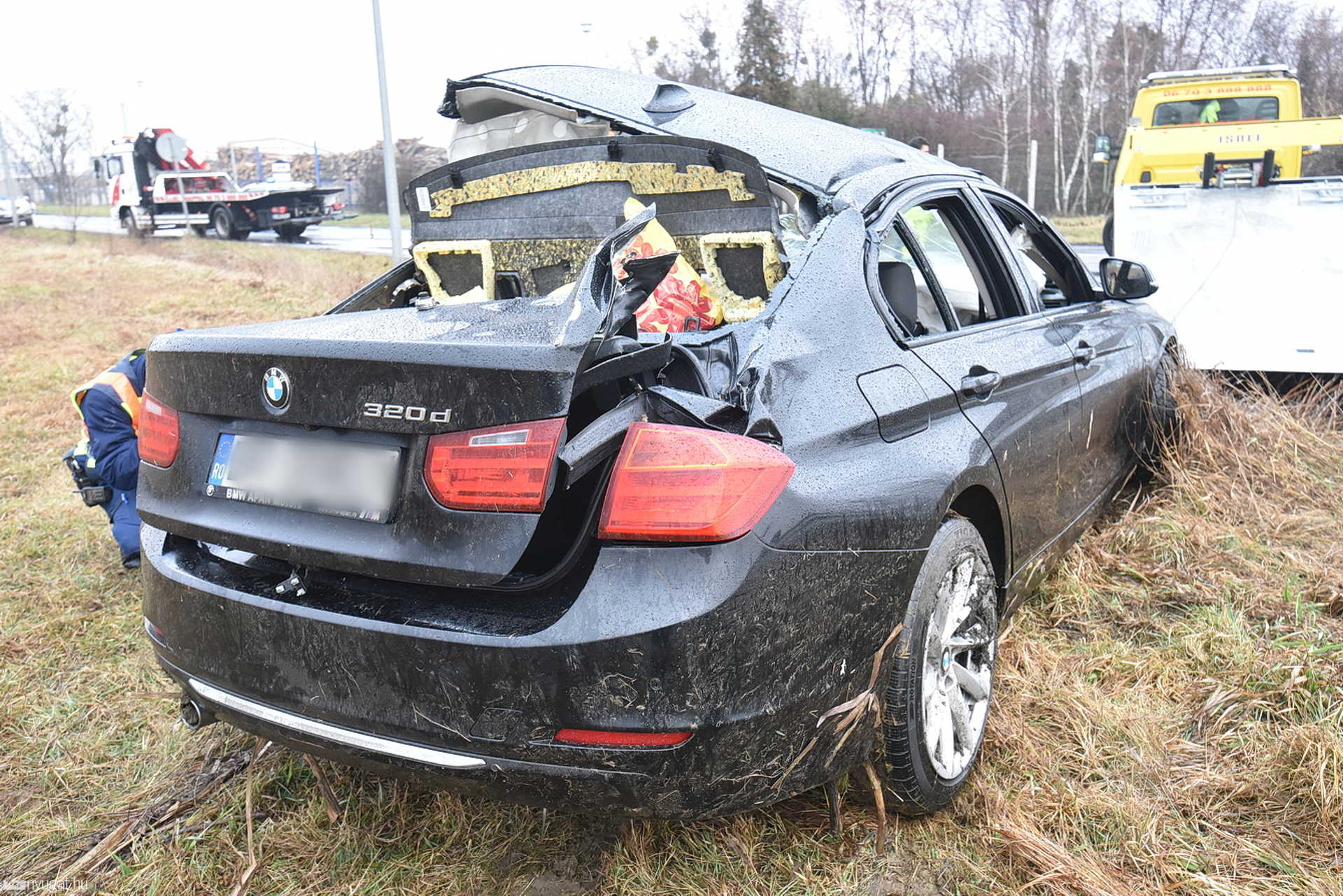 Árokba csapódott egy BMW Szombathely határában 