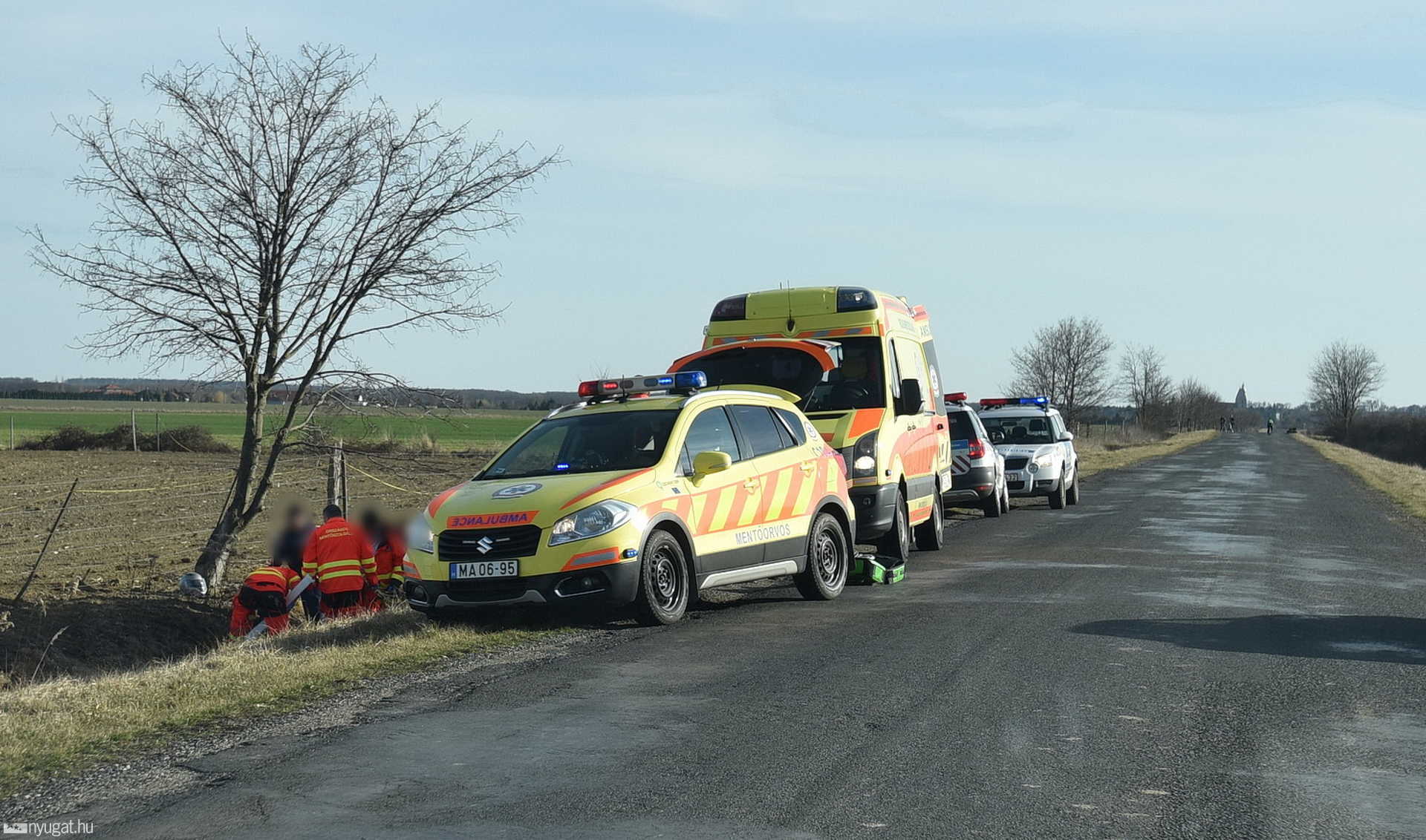 Súlyos motorosbaleset Ják és Nárai között 