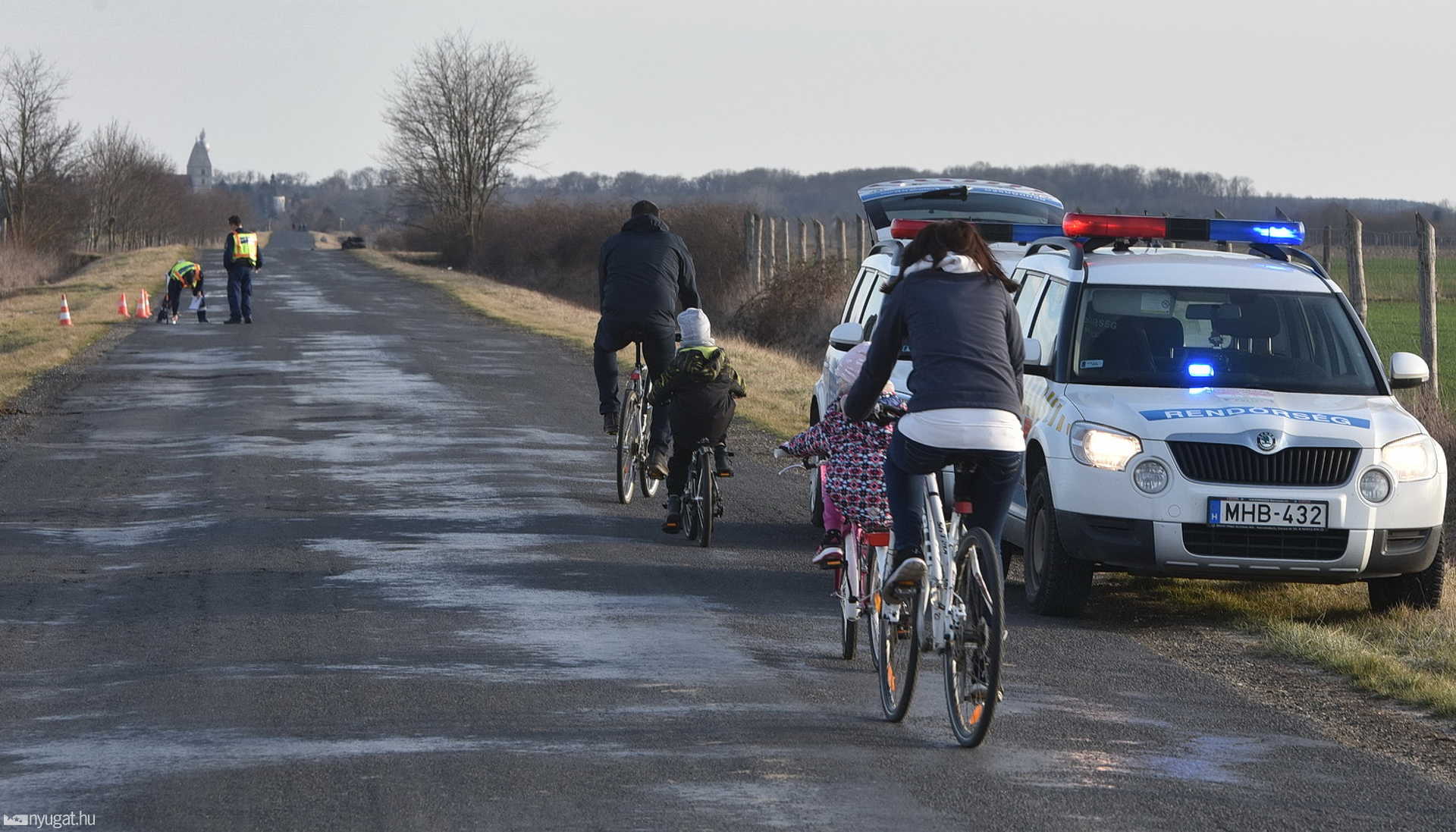 Súlyos motorosbaleset Ják és Nárai között 