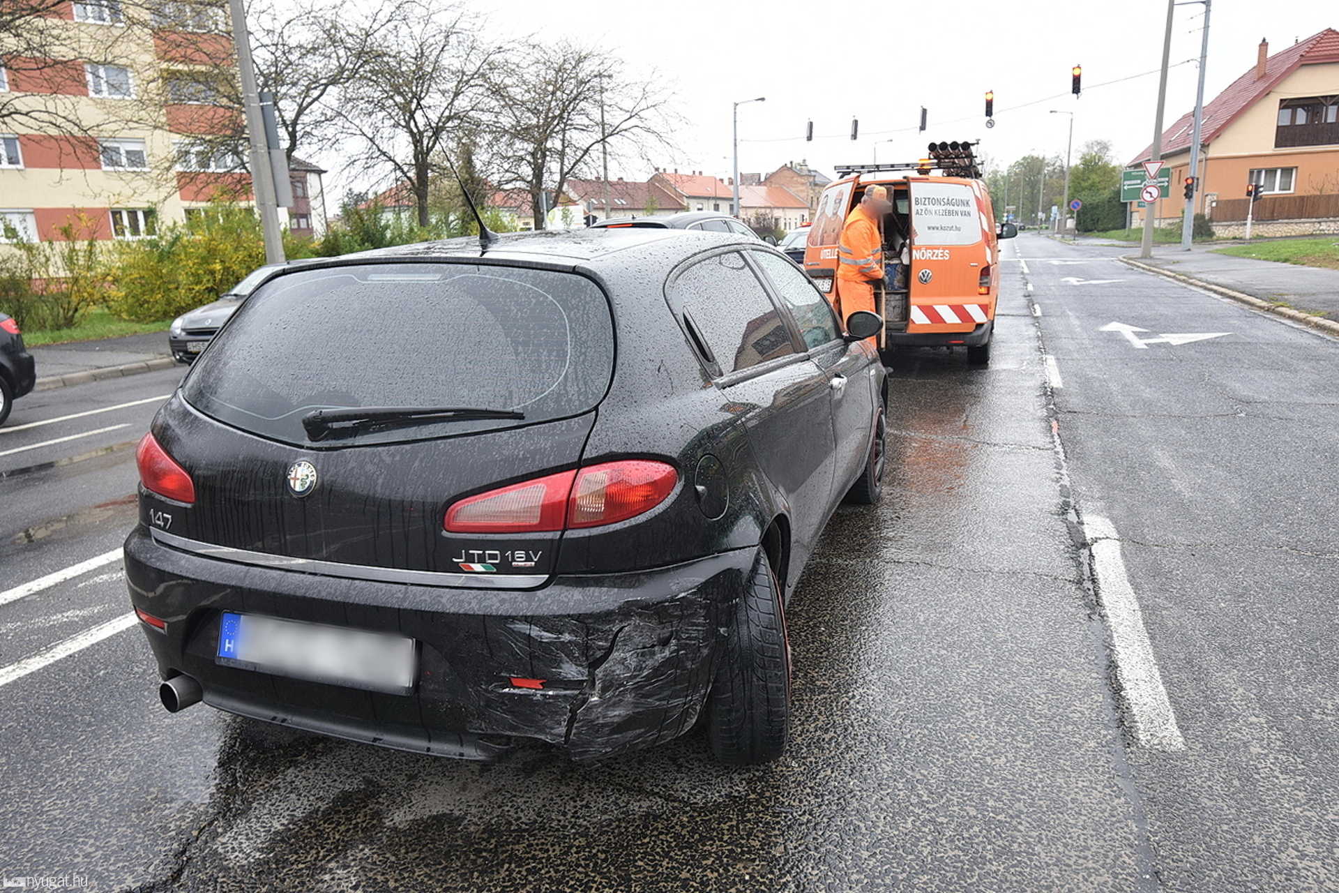 Baleset a szombathelyi Vörösmarty utcában
