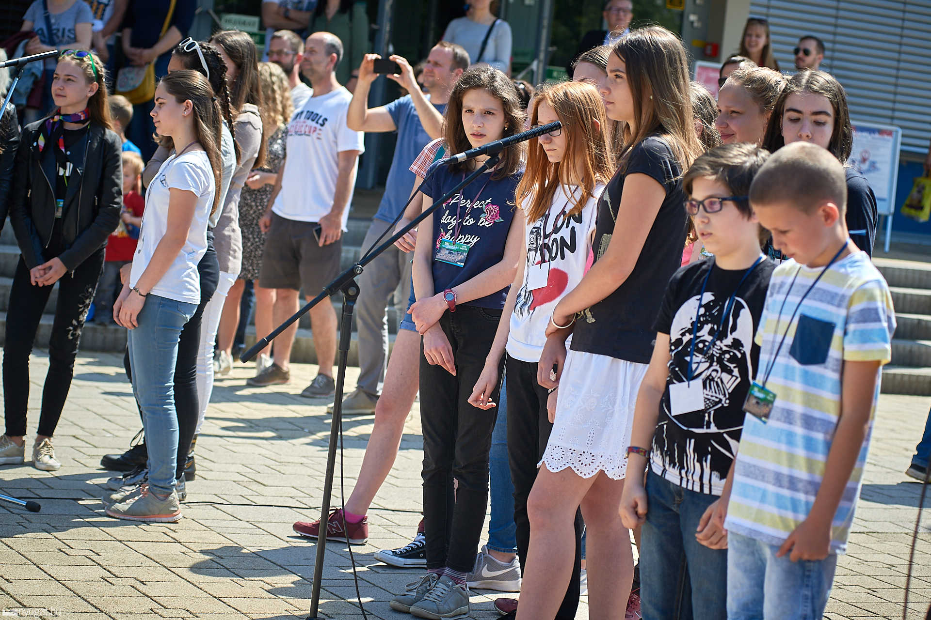 A Dal a miénk Junior