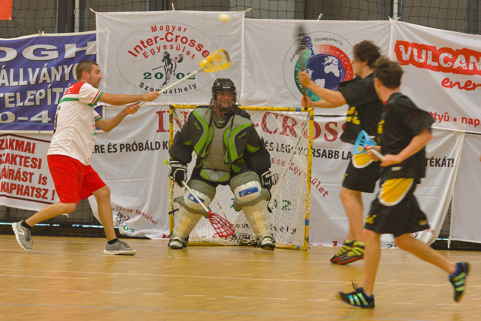 Inter-crosse