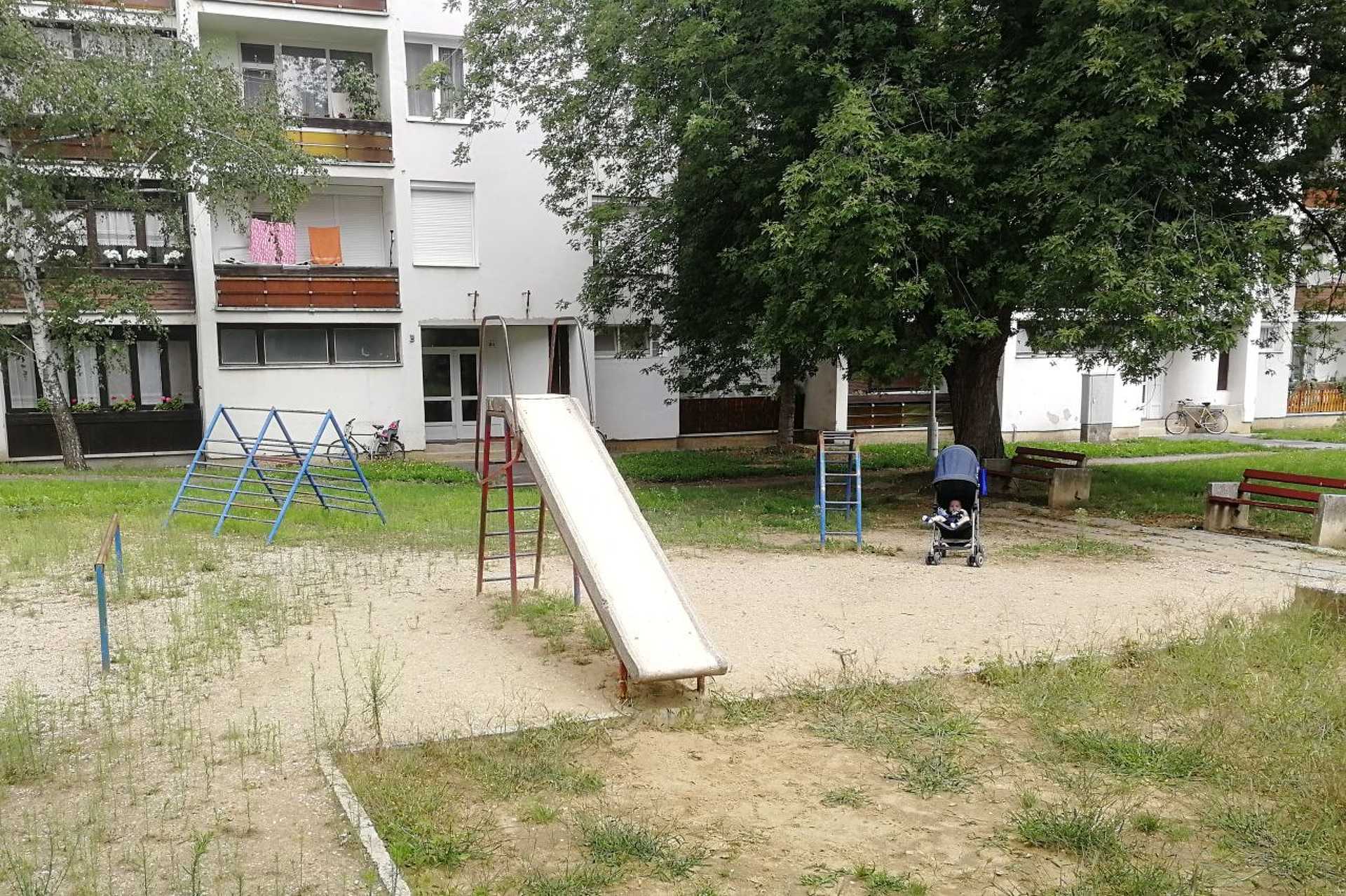 Balesetveszélyes játszótér Kőszegen
