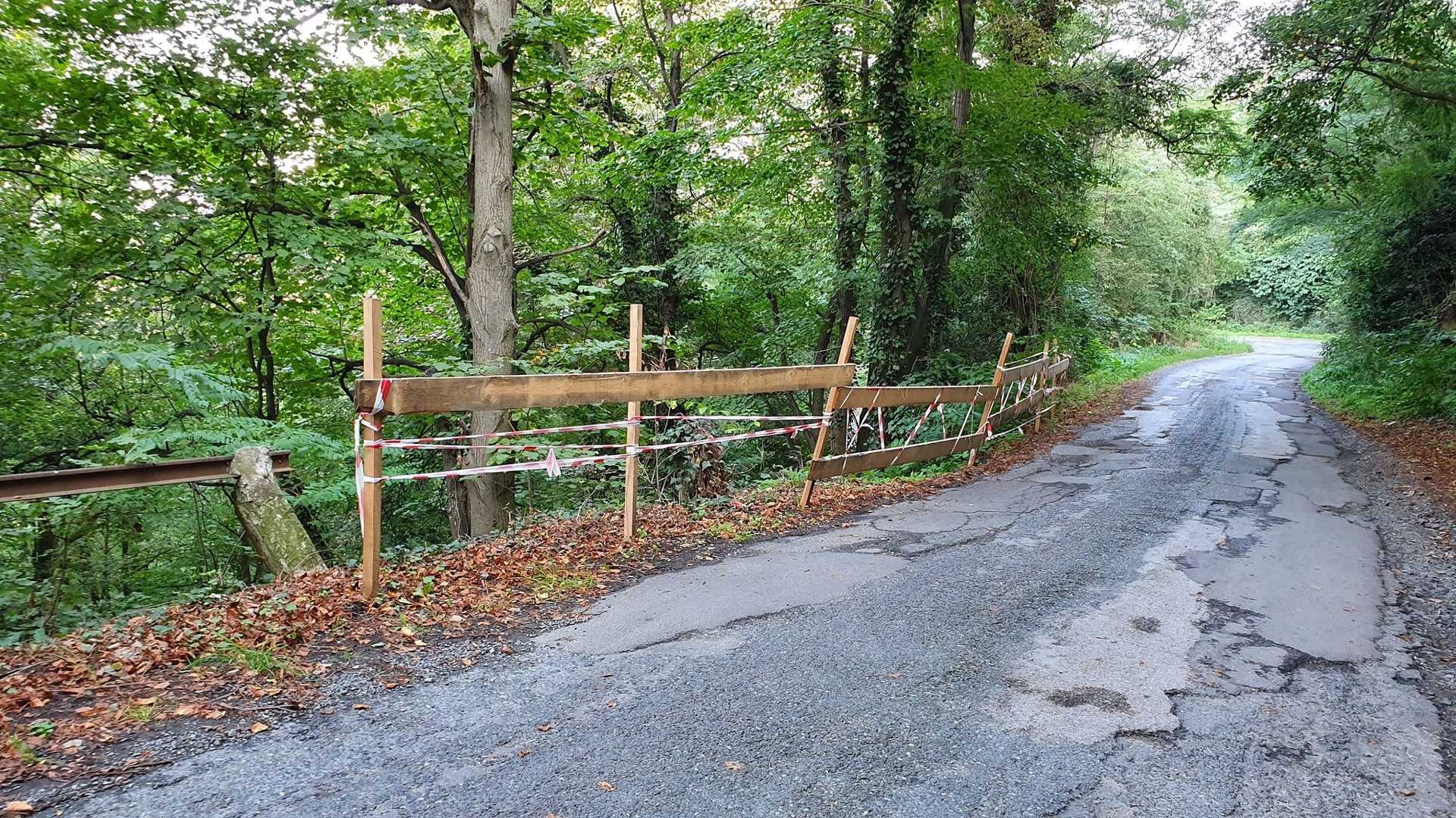 Úthibák a kőszegi Szabó-hegyre vezető úton